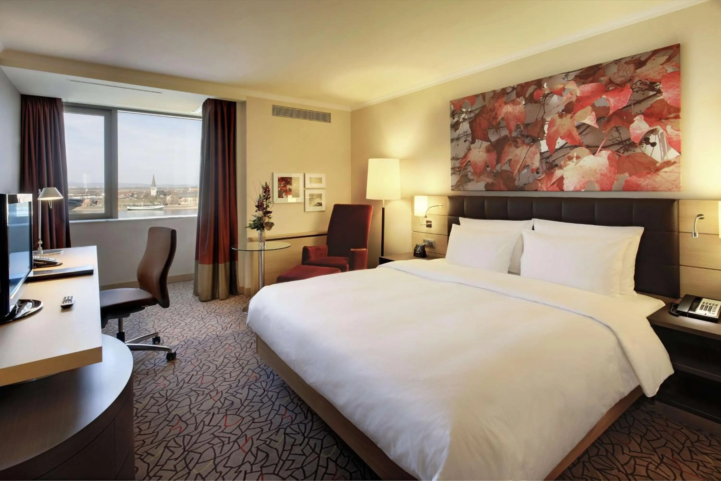 Bedroom, Bed in Hilton Mainz