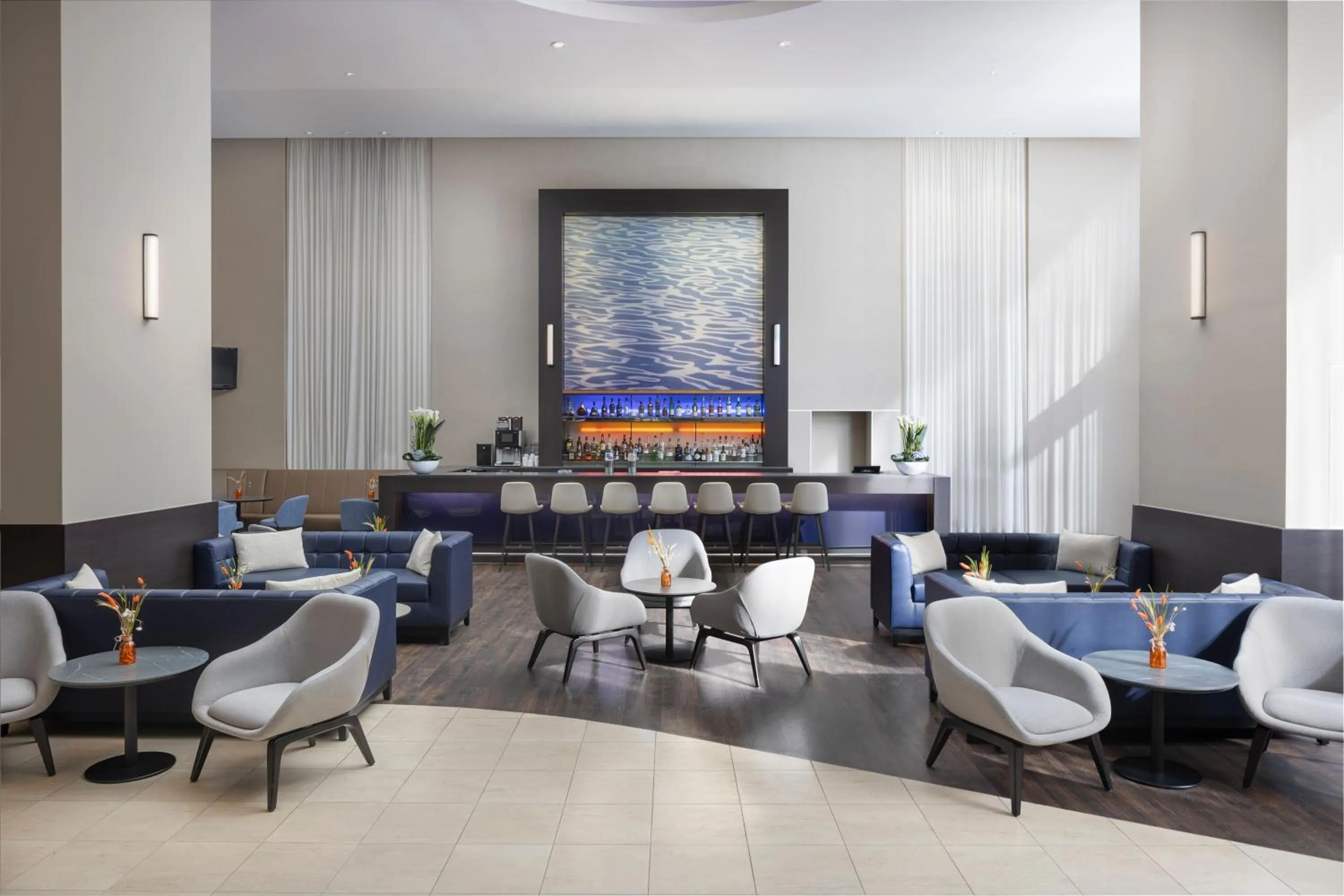 Lounge or bar in Hilton Düsseldorf