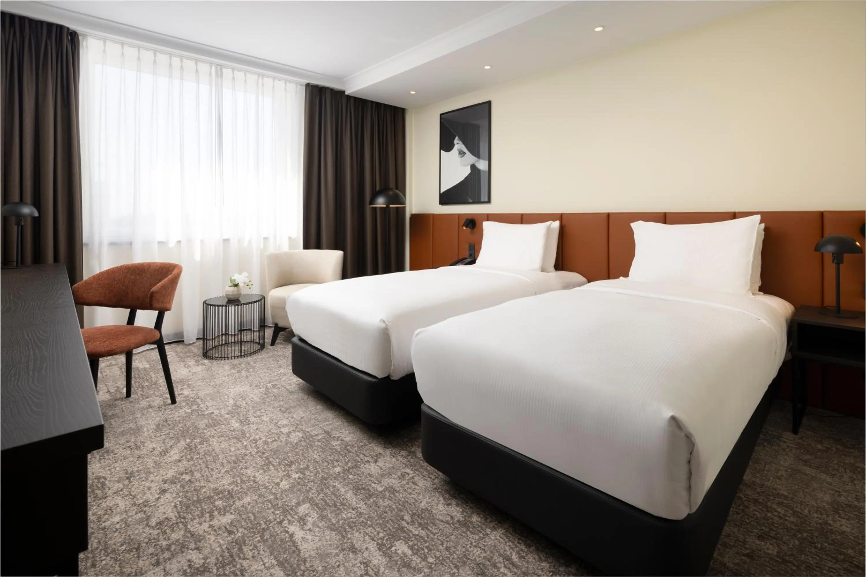 Bedroom, Bed in Hilton Düsseldorf