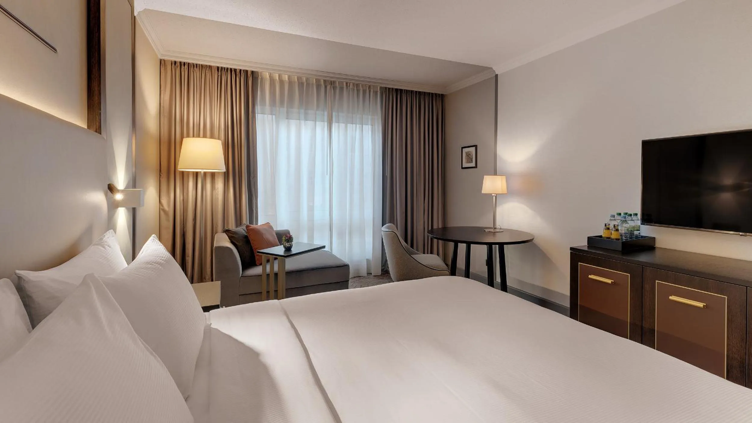 Bedroom, Bed in Hilton Munich City