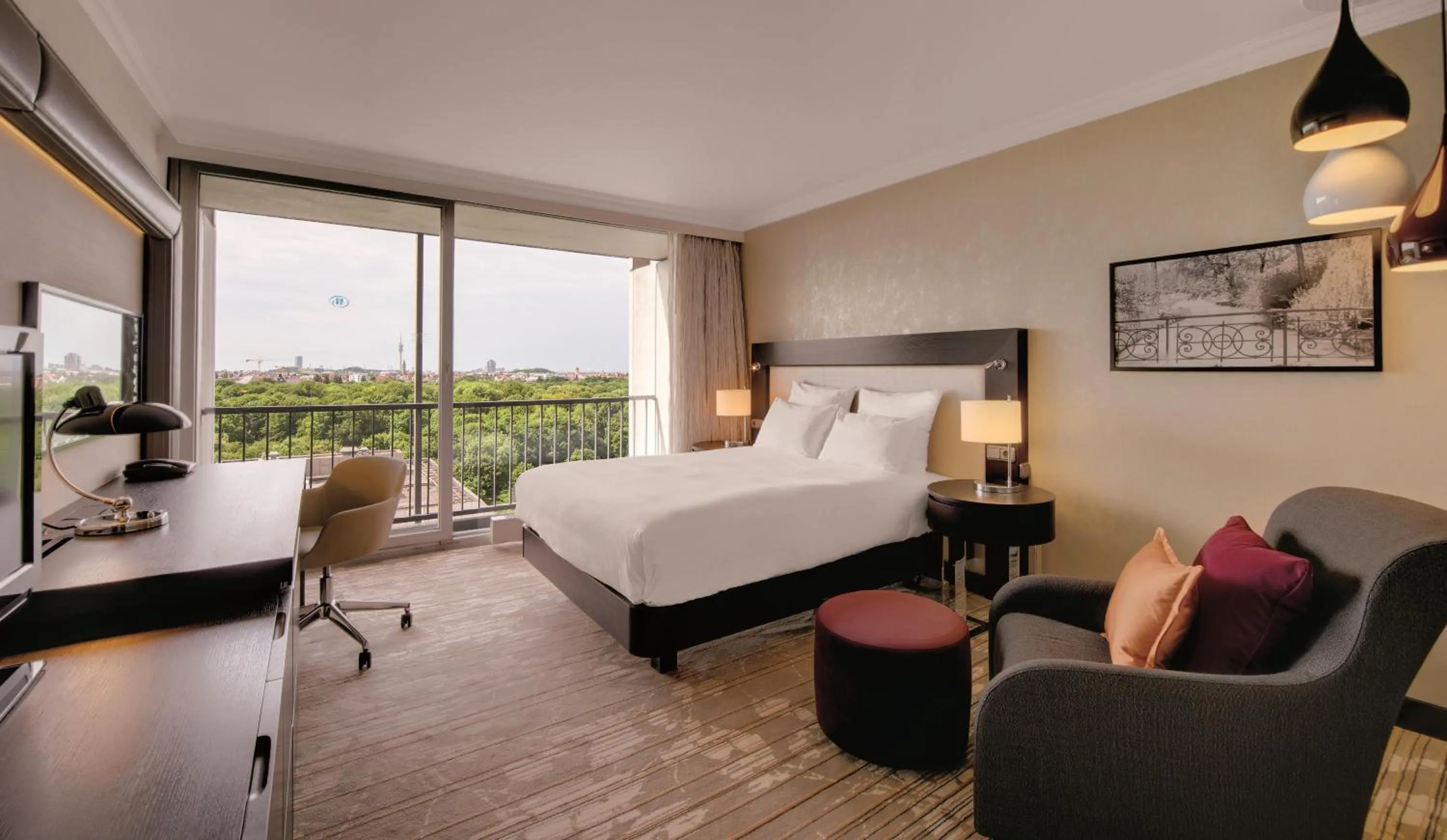 Bedroom in Hilton Munich Park