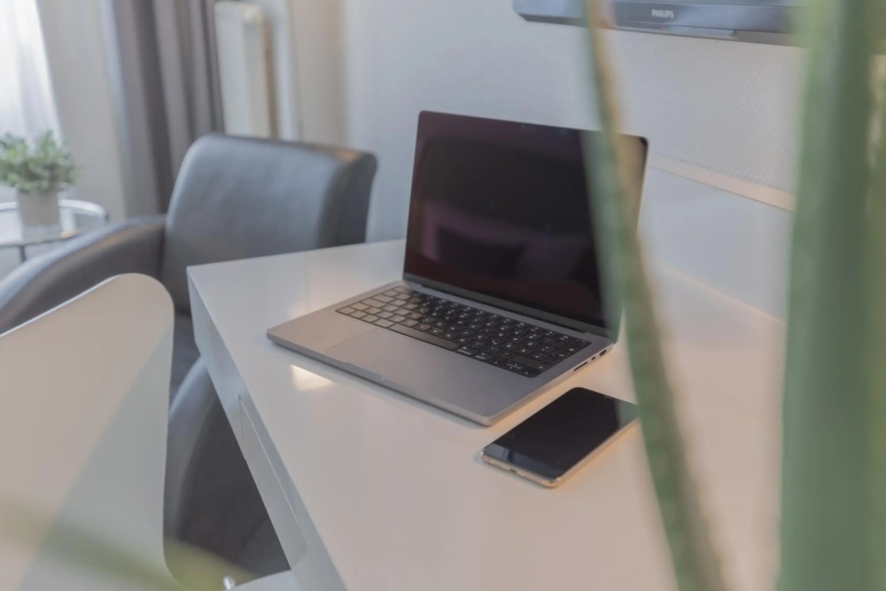 Standard Queen Room - single occupancy in Garner Hotel Berlin - Checkpoint Charlie by IHG Standard Queen Room - single occupancy in Garner Hotel Berlin - Checkpoint Charlie by IHG