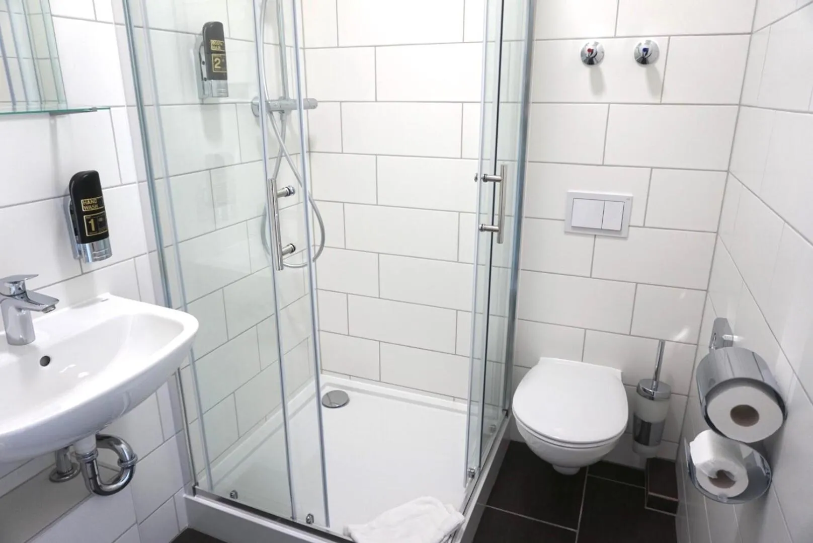 Shower in Apartment Hotel Wittenau