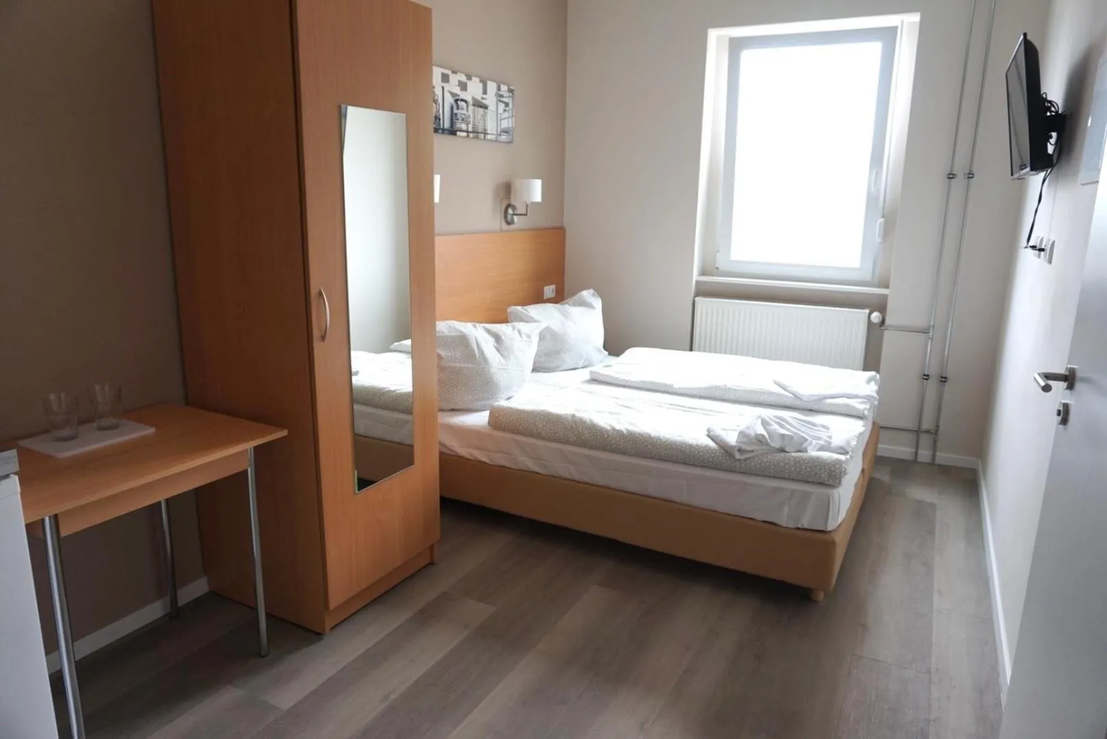 Photo of the whole room, Bed in Apartment Hotel Wittenau