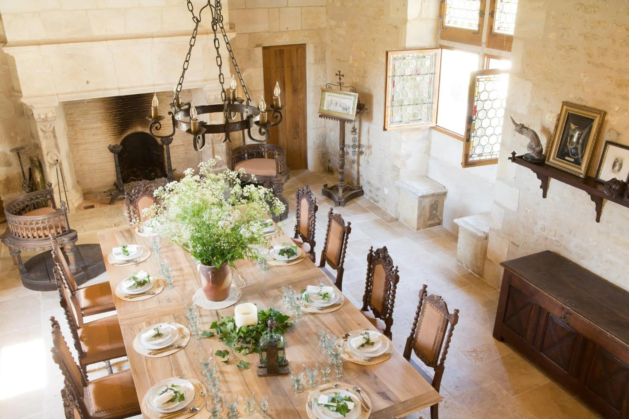 Restaurant/places to eat in Château de Bois Charmant