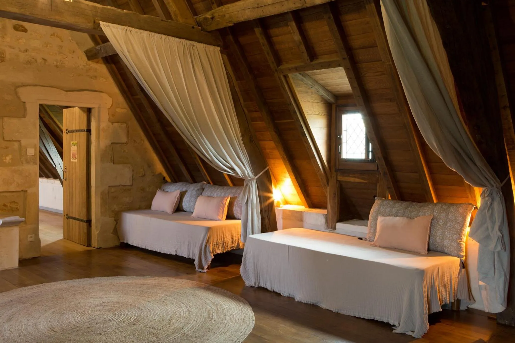 Photo of the whole room, Bed in Château de Bois Charmant
