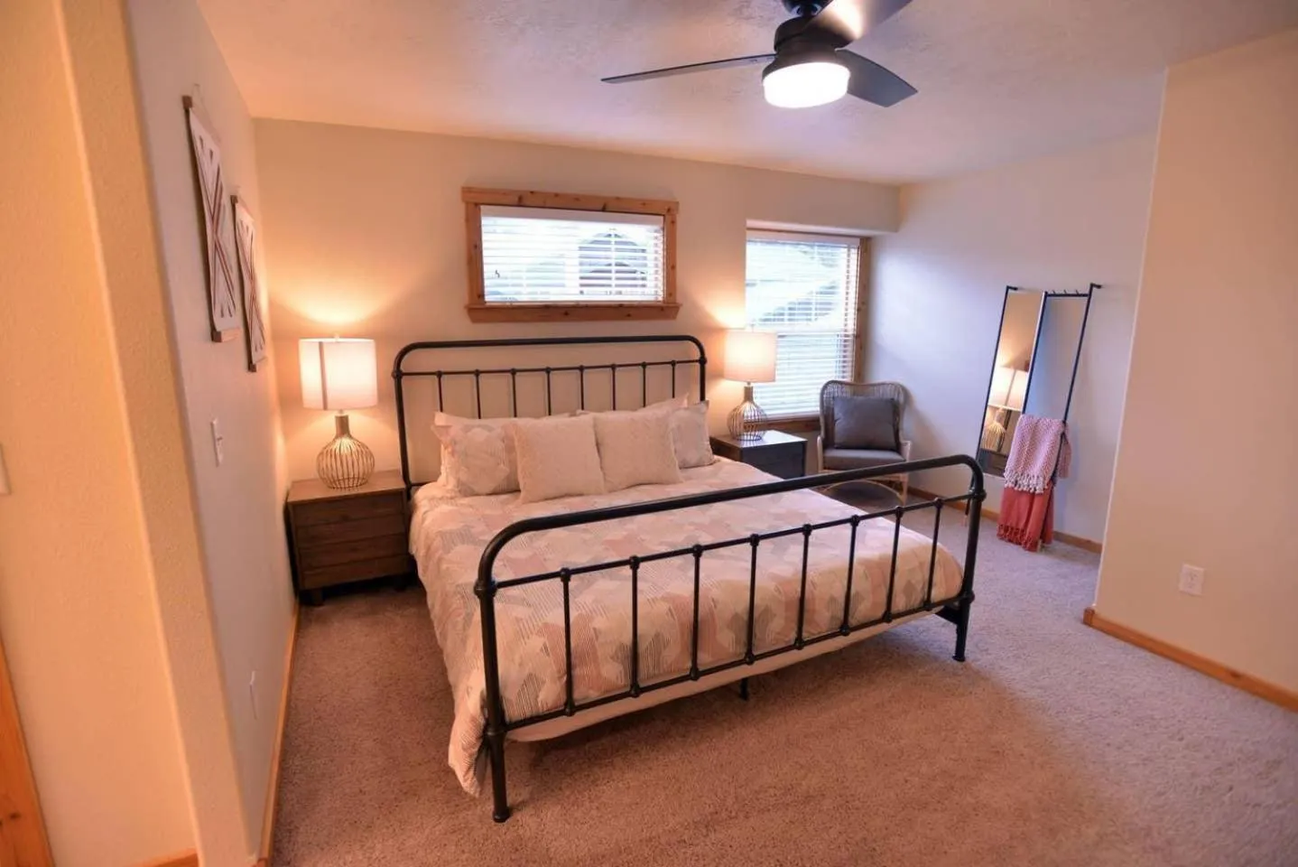 Bedroom, Bed in Mountain Therapy by Casago McCall - Donerightmanagement