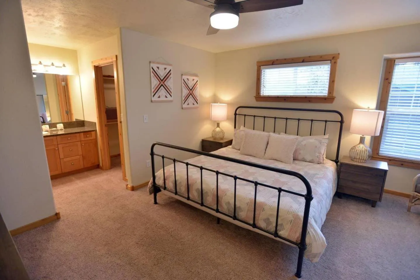 Bedroom, Bed in Mountain Therapy by Casago McCall - Donerightmanagement
