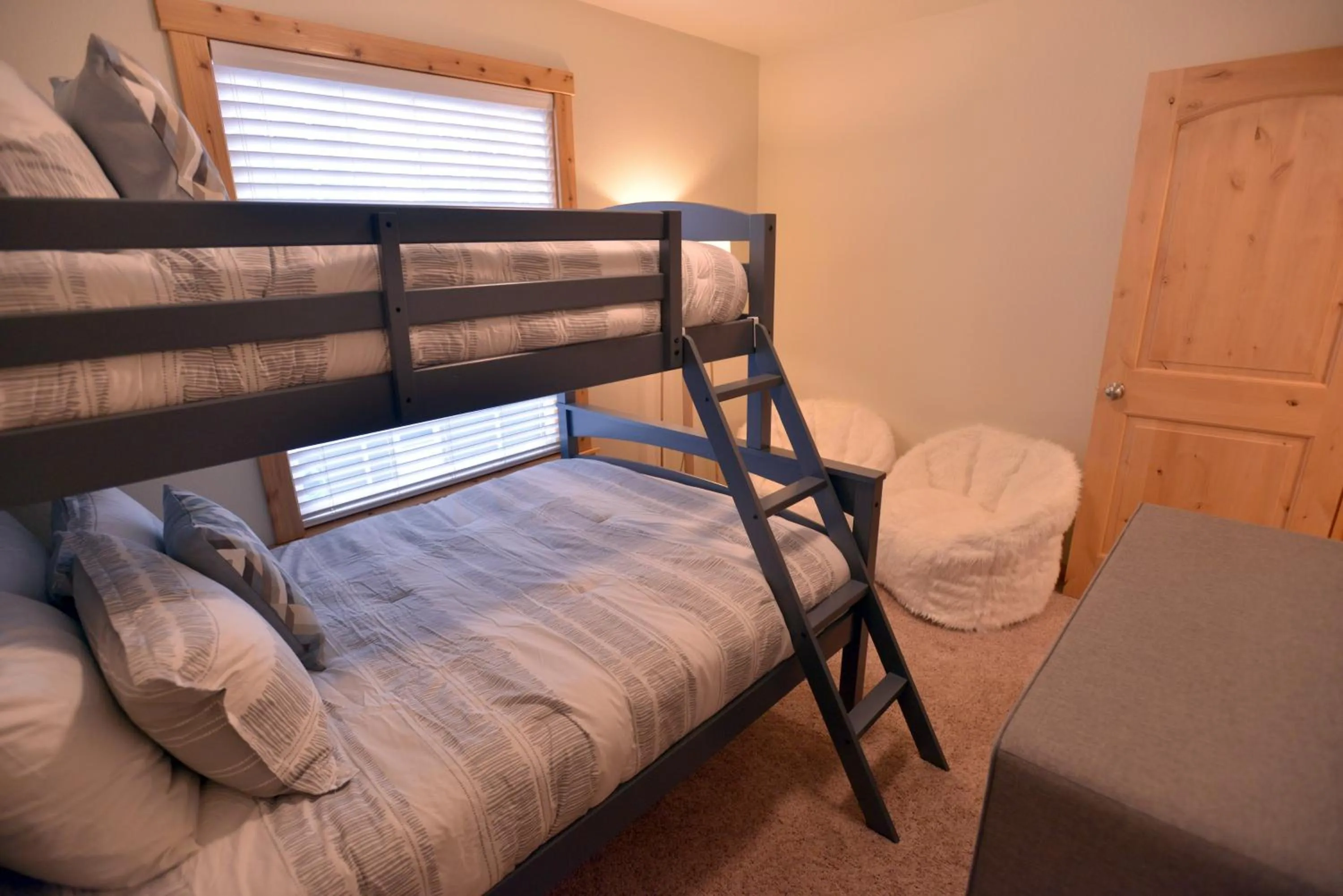 Bed in Mountain Therapy by Casago McCall - Donerightmanagement