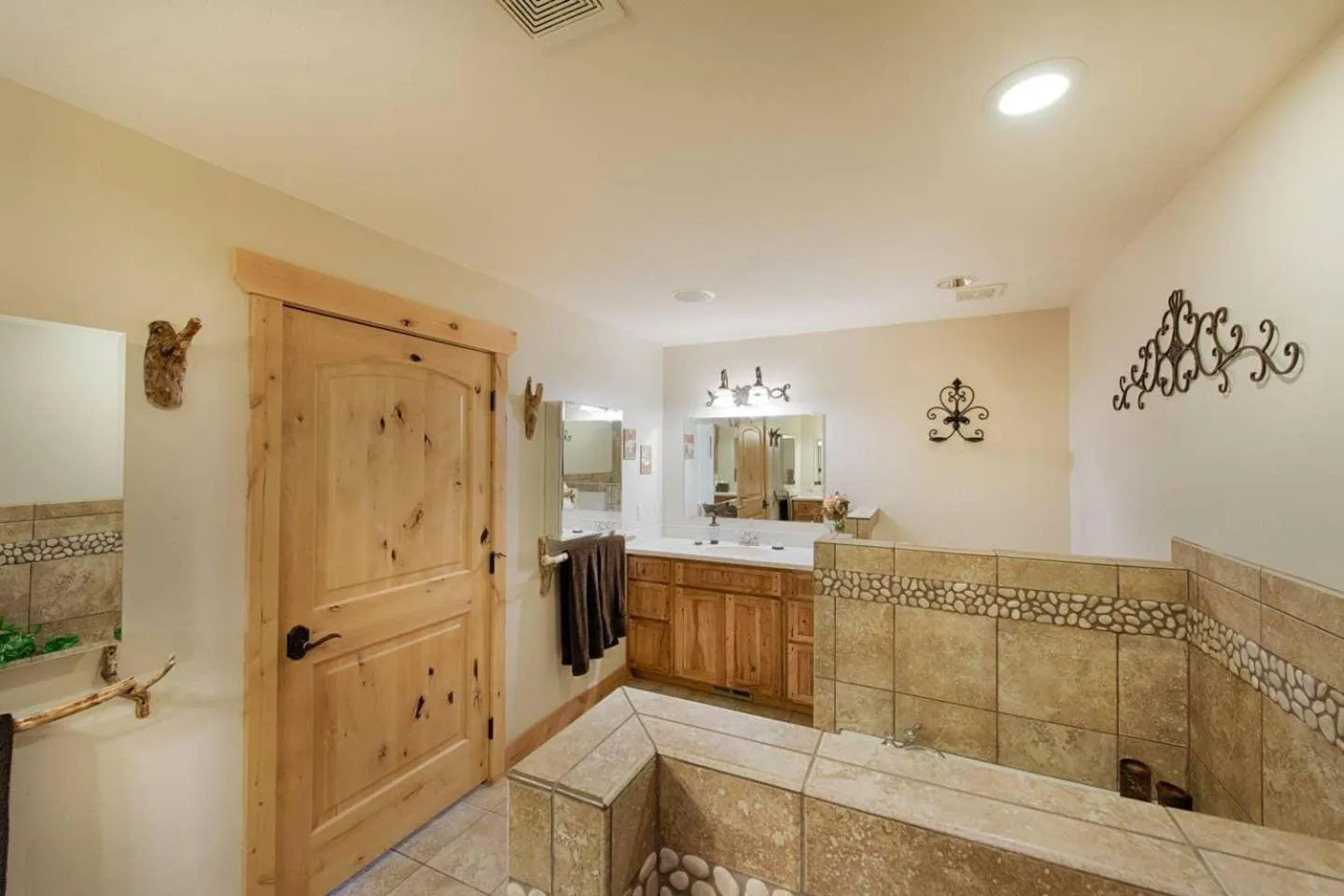 Broken Ridge Ranch by Casago McCall - Donerightmanagement