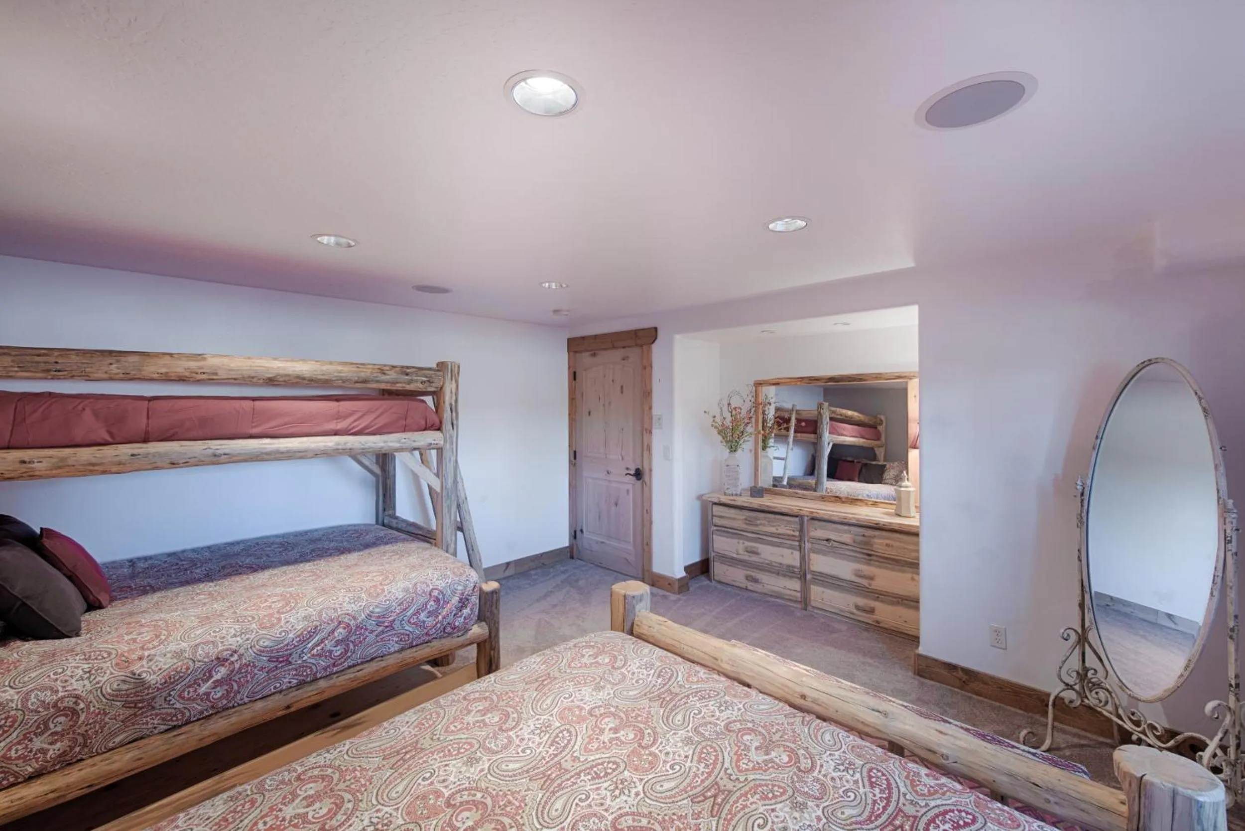 Bed in Broken Ridge Ranch by Casago McCall - Donerightmanagement