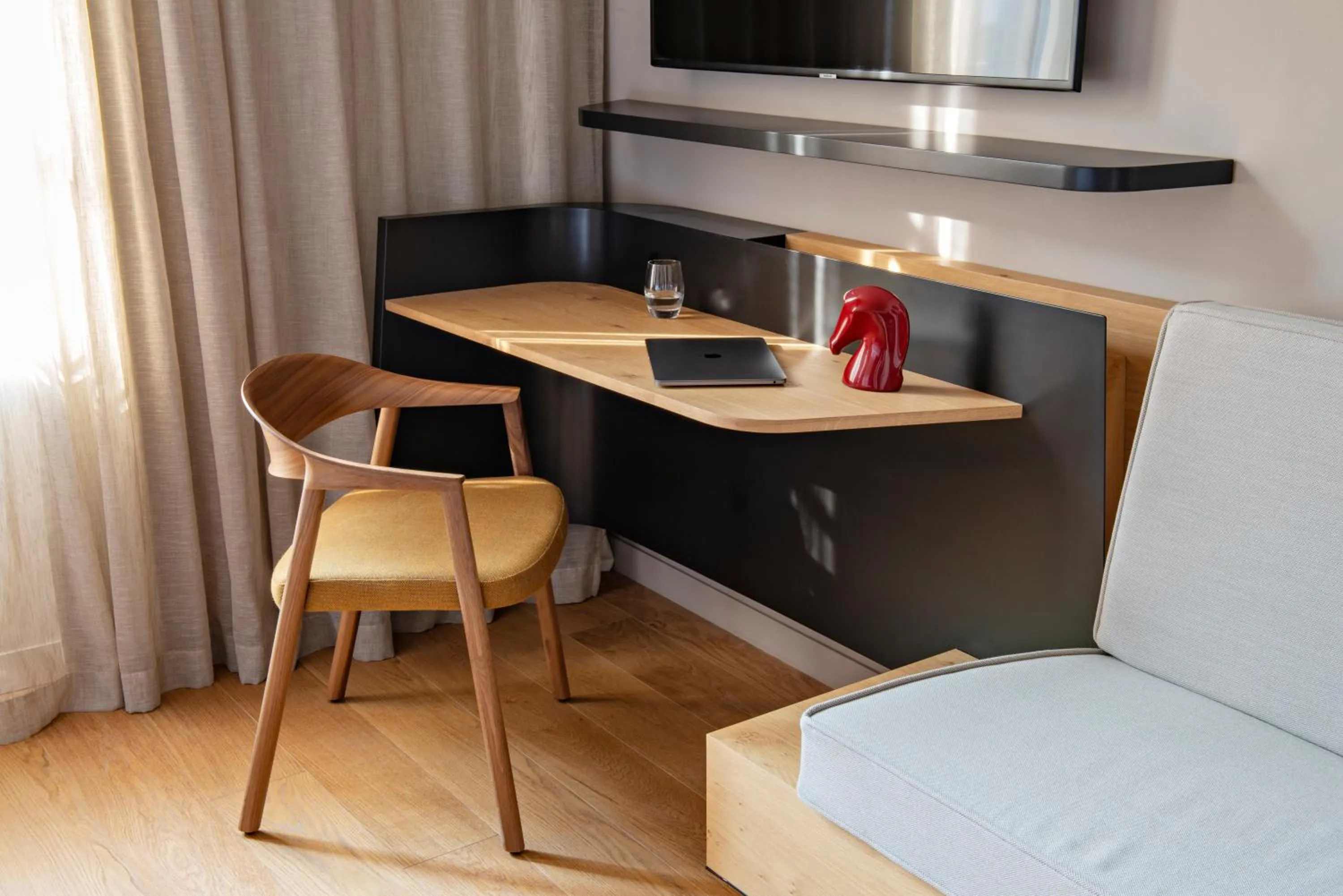 Seating area, Bed in Hotel Les Haras