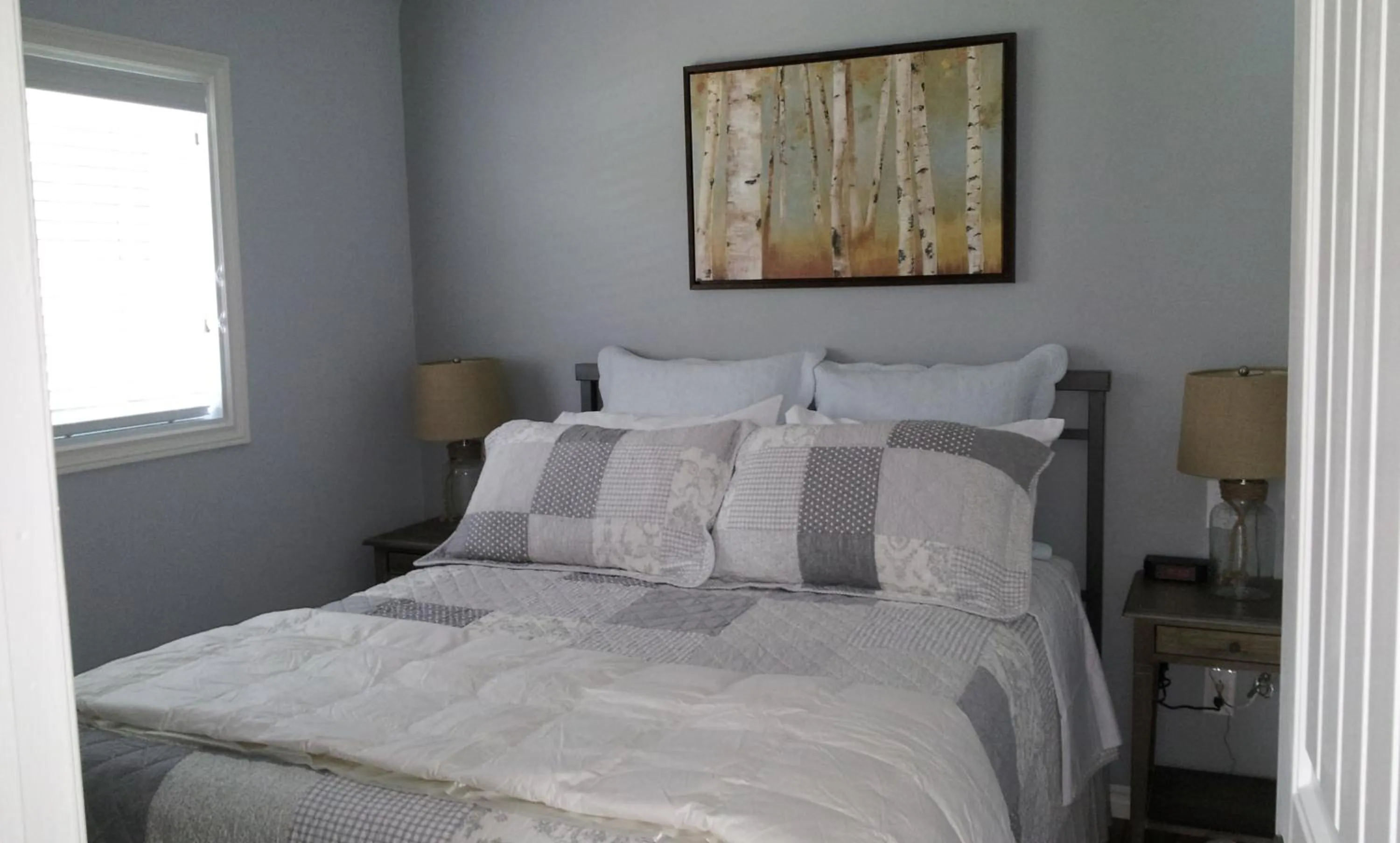 Bed in Ogopogo Resort