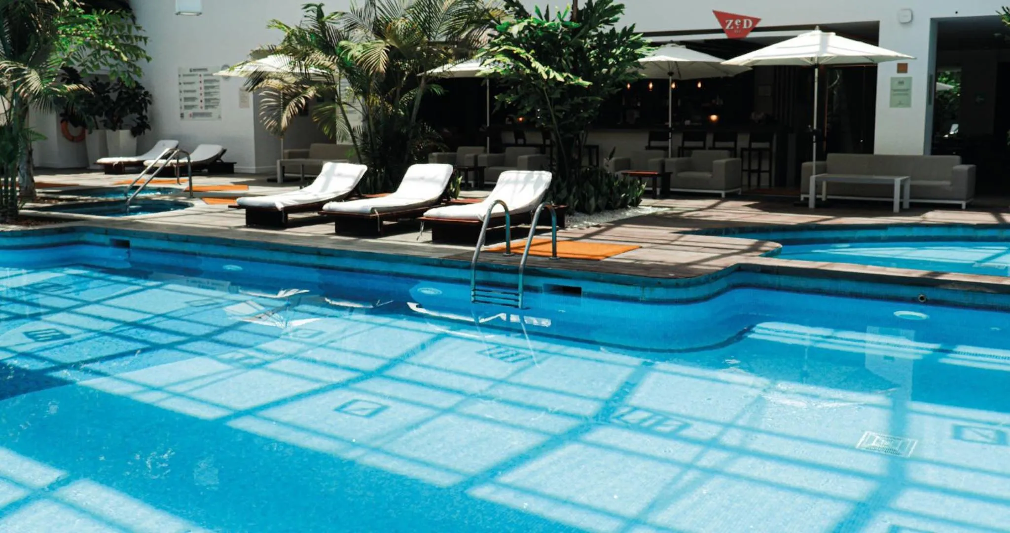 Swimming pool in Tikal Futura Hotel & Convention Center