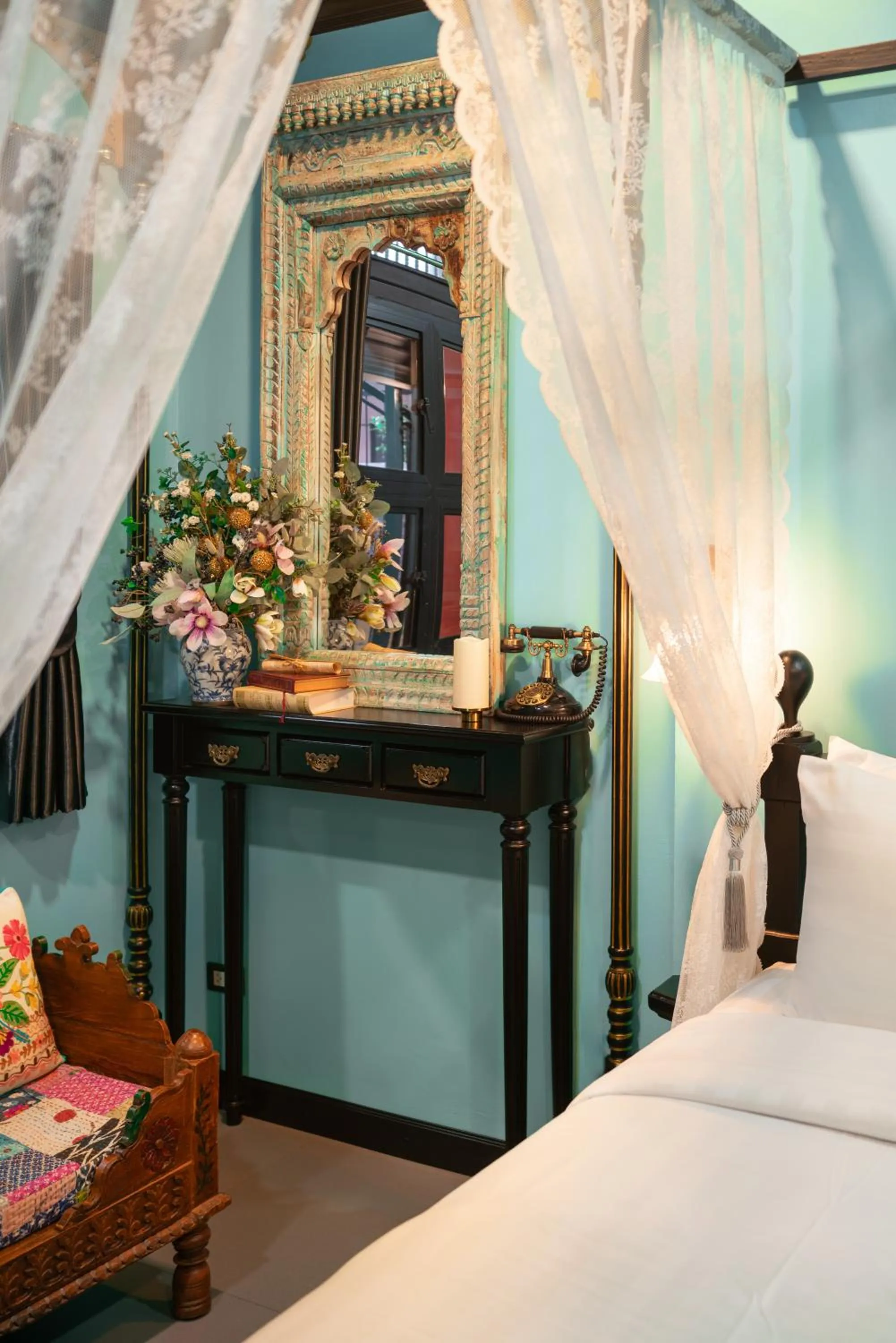 Decorative detail, Bed in DE Phanakron Boutique Hotel