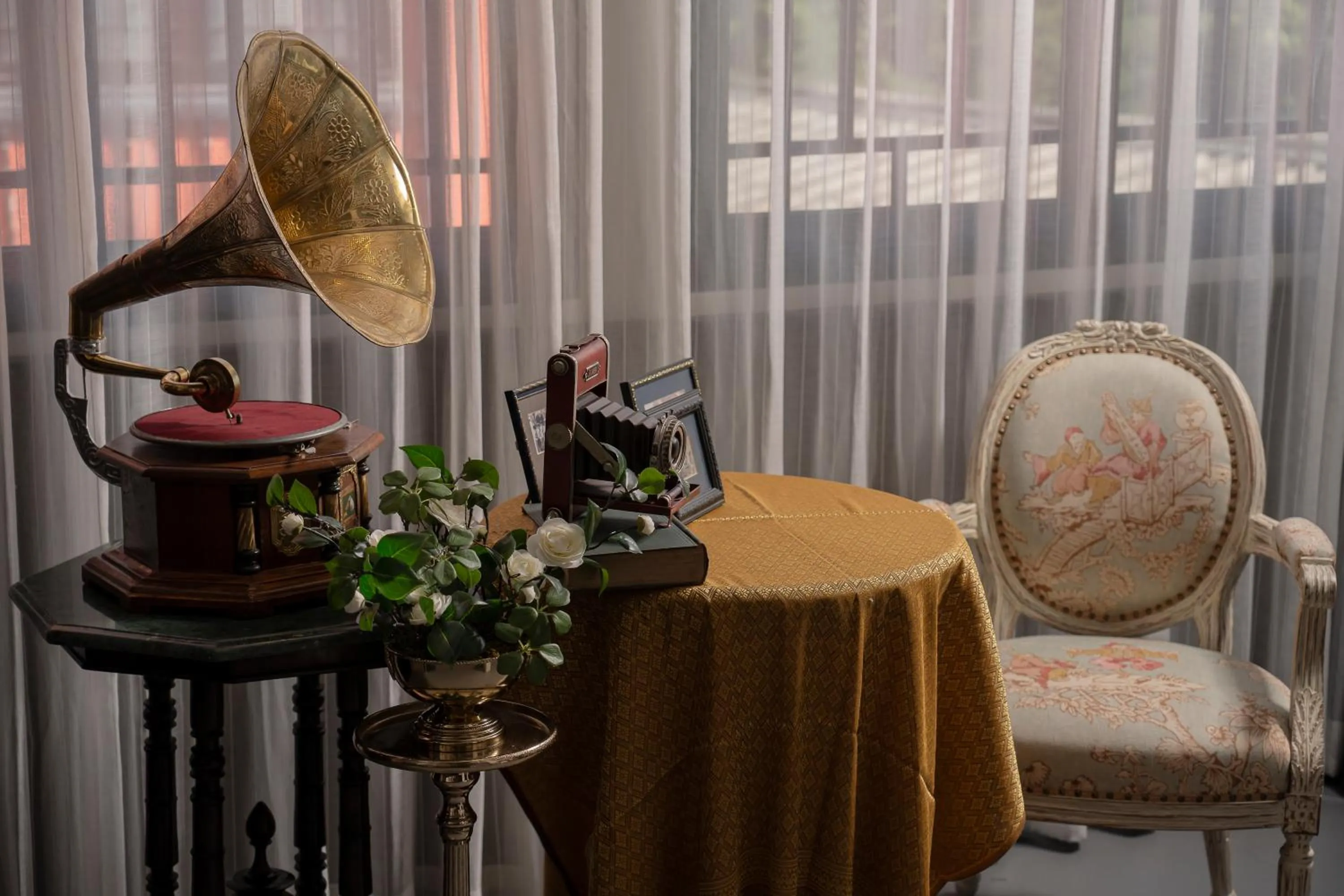 Living room in DE Phanakron Boutique Hotel