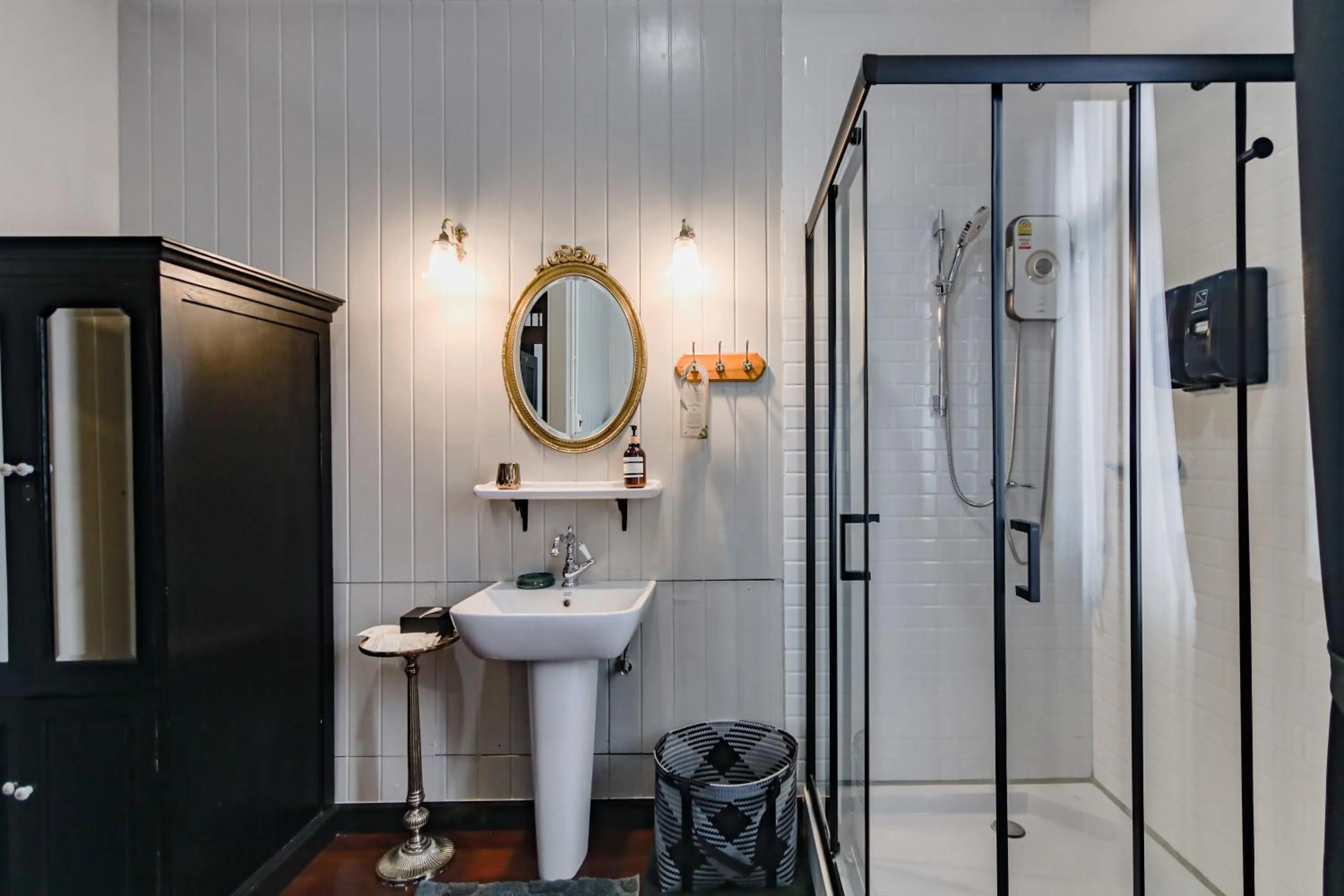 Bathroom in DE Phanakron Boutique Hotel