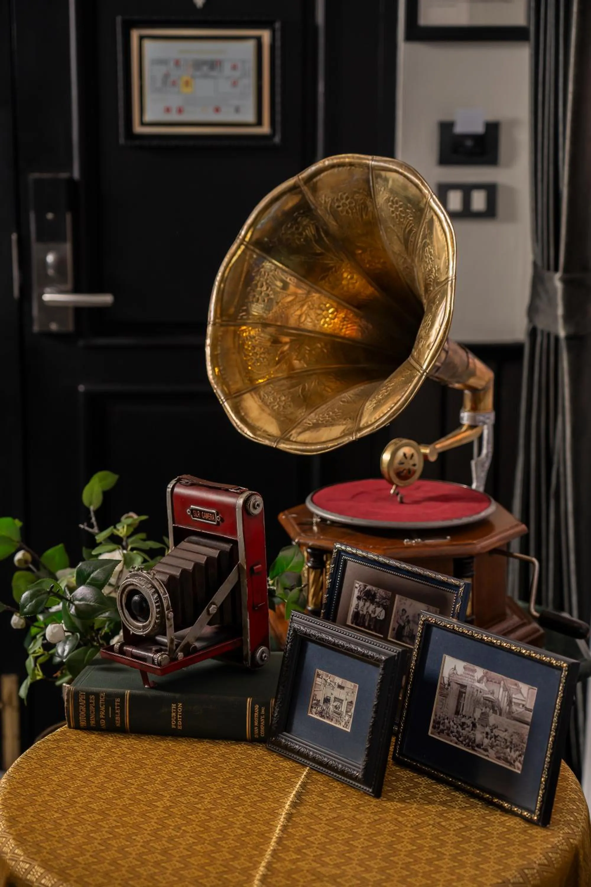 Living room in DE Phanakron Boutique Hotel