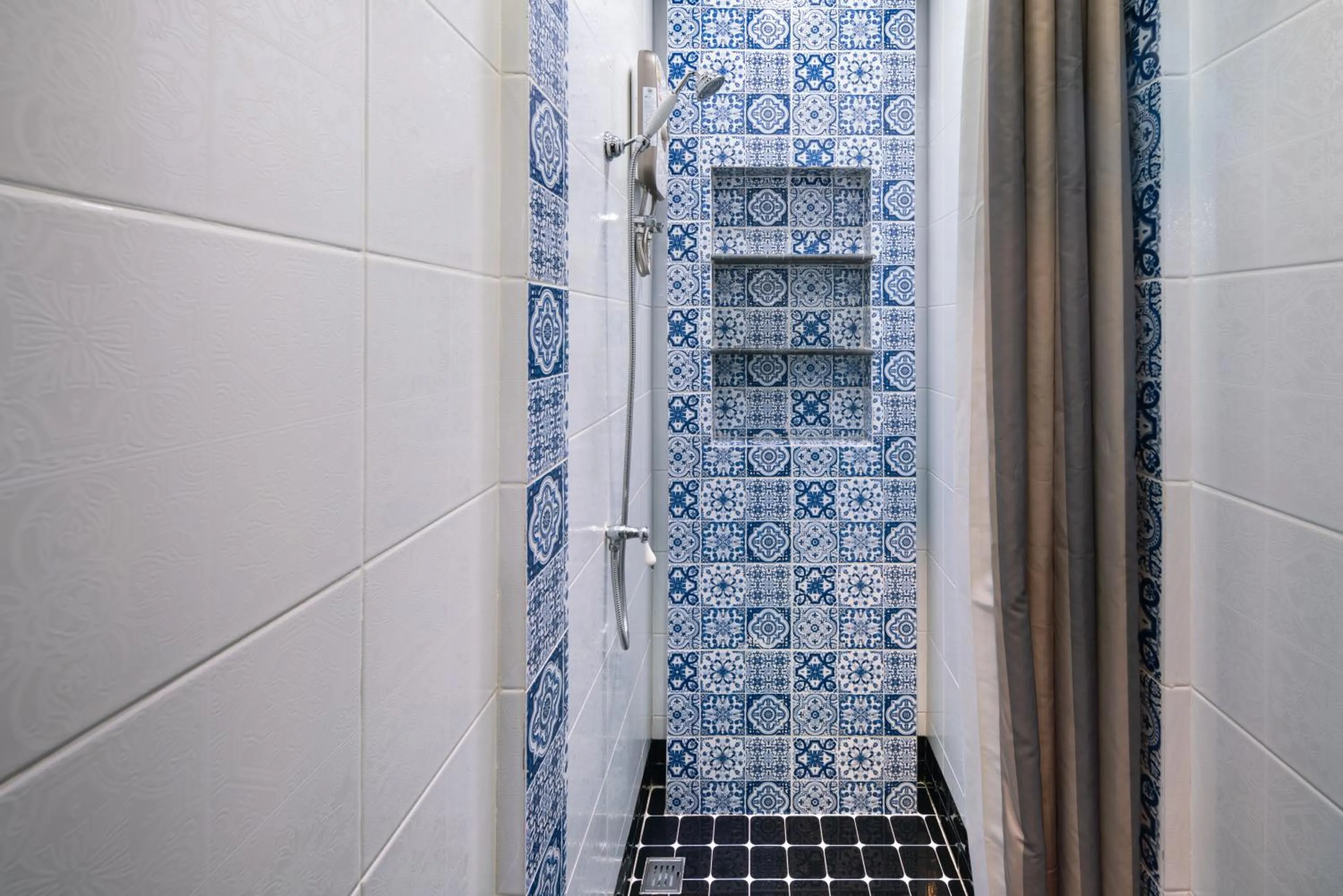 Bathroom in DE Phanakron Boutique Hotel