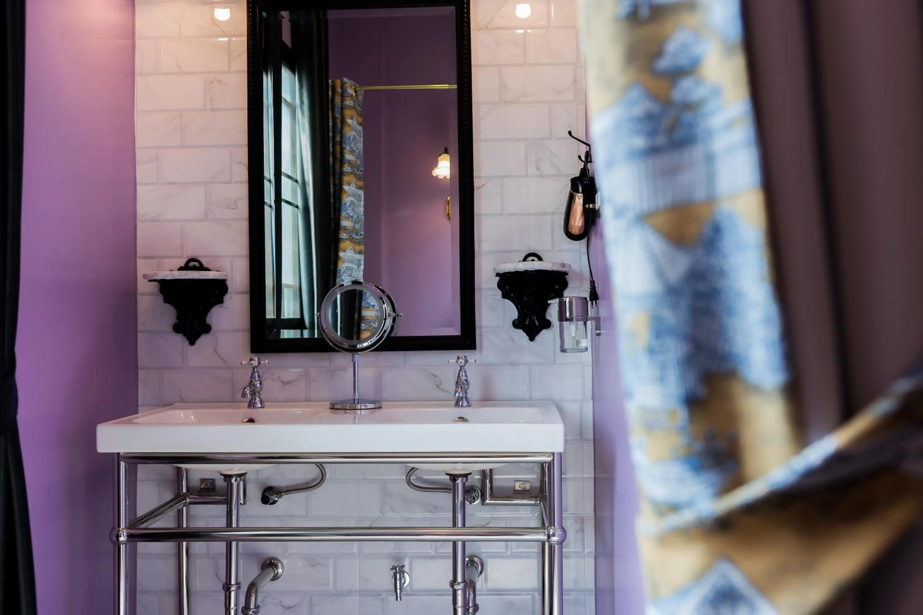 Bathroom in DE Phanakron Boutique Hotel