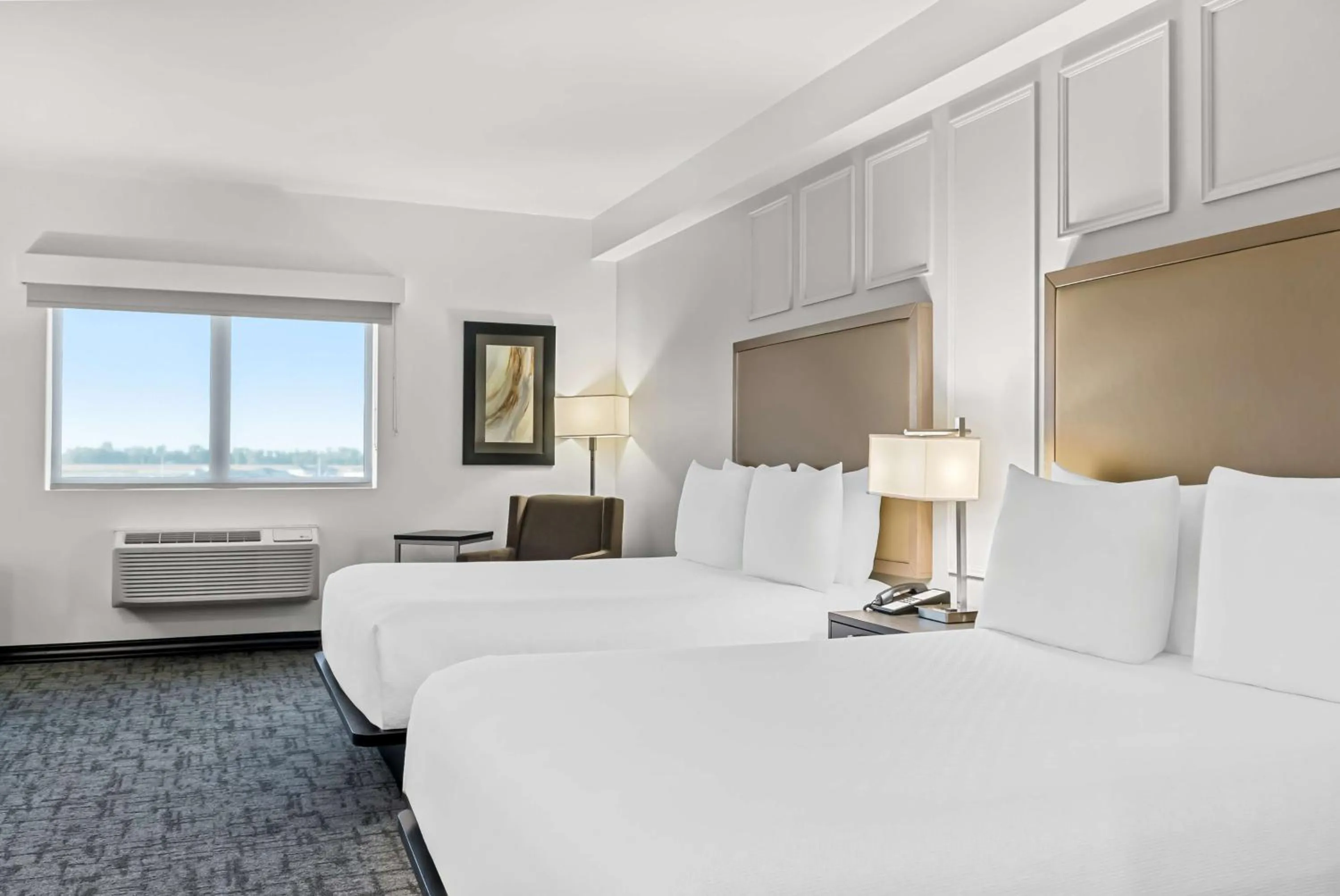 Bedroom, Bed in Best Western Plus Winkler