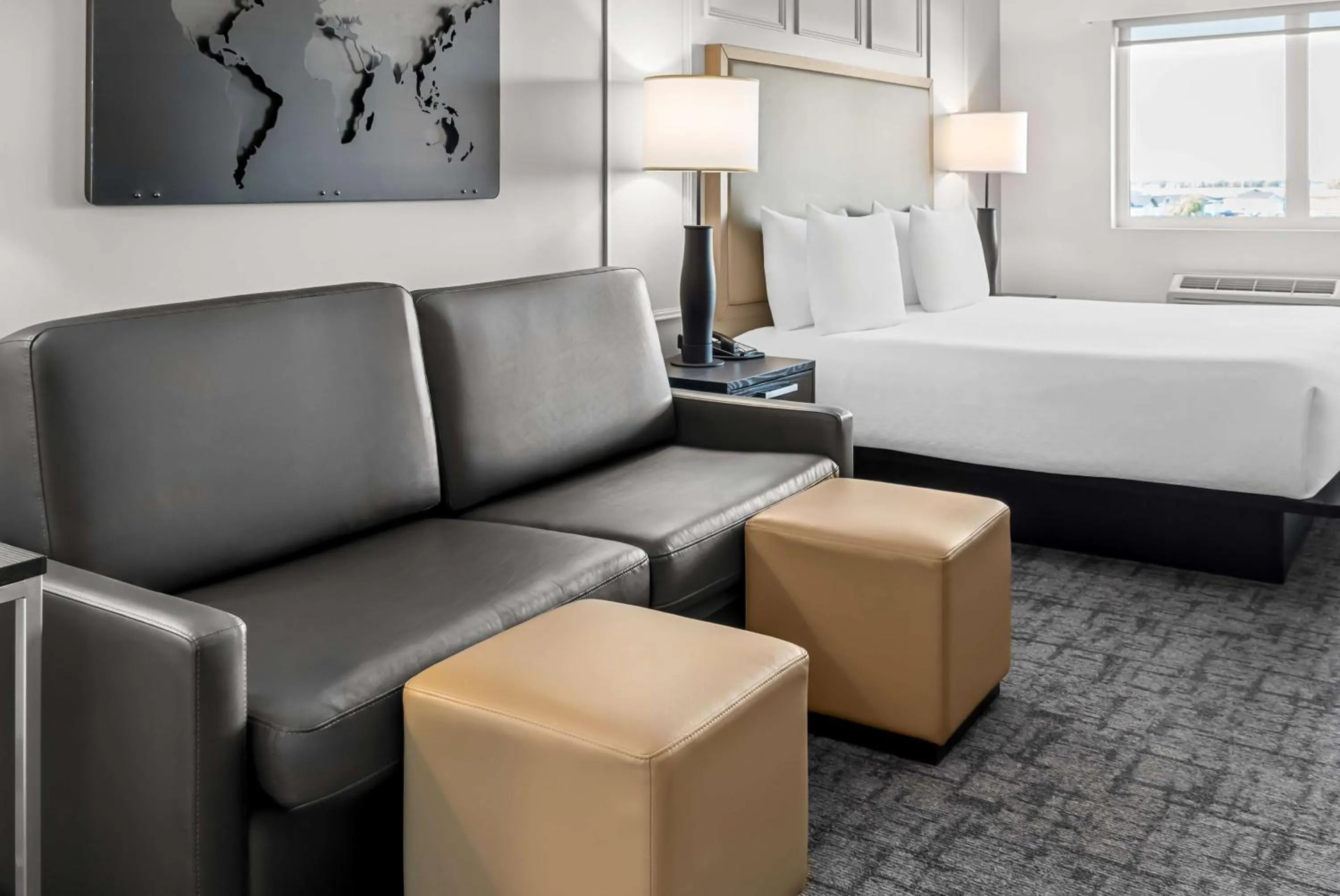 Bedroom, Bed in Best Western Plus Winkler