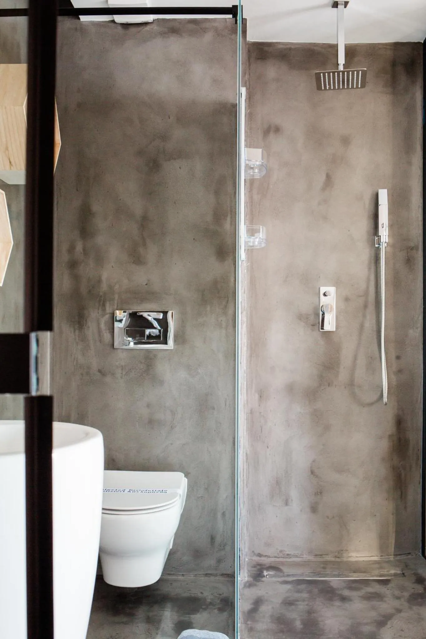 Bathroom in Vrachos Lofts