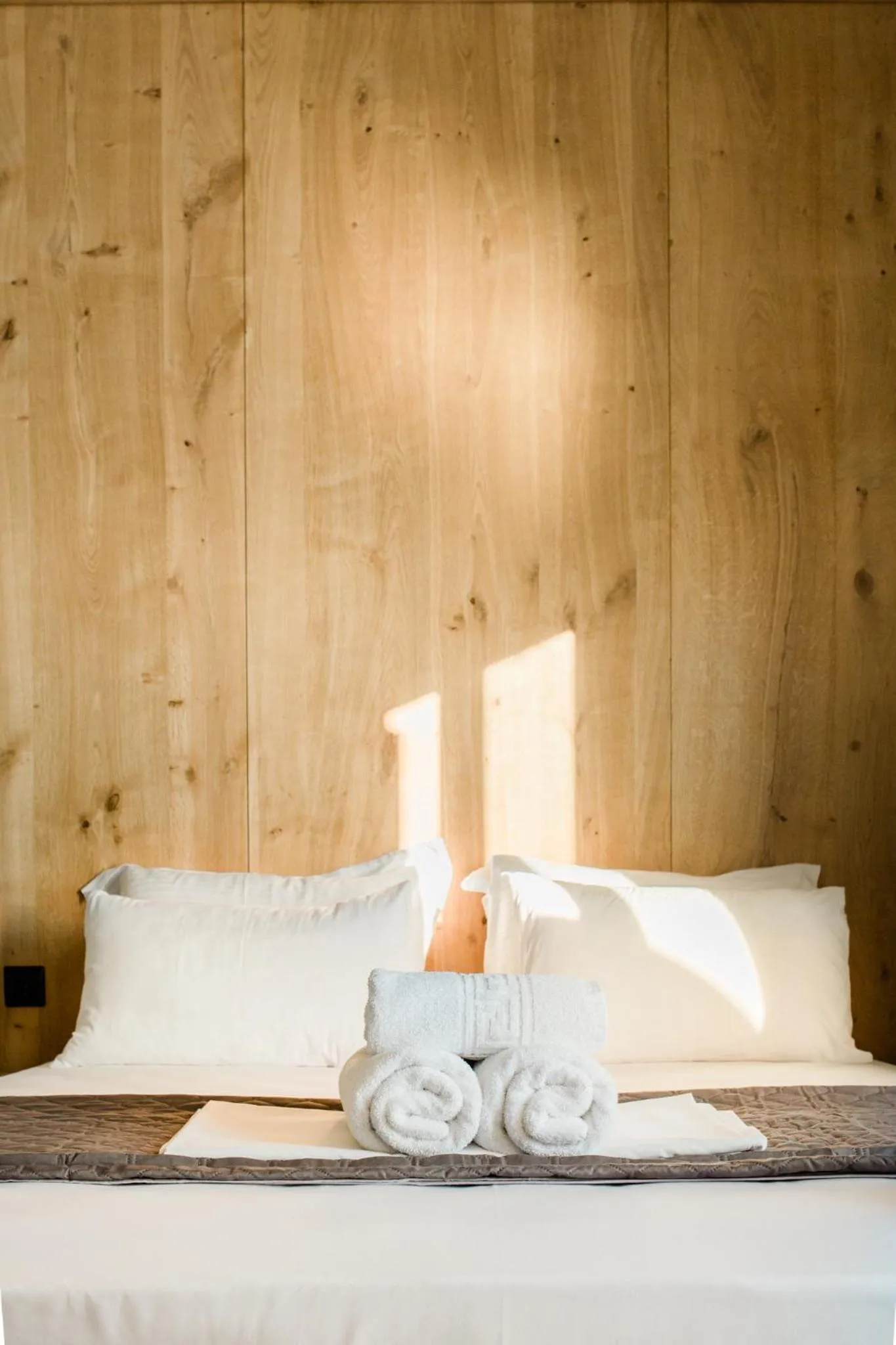 Bed in Vrachos Lofts