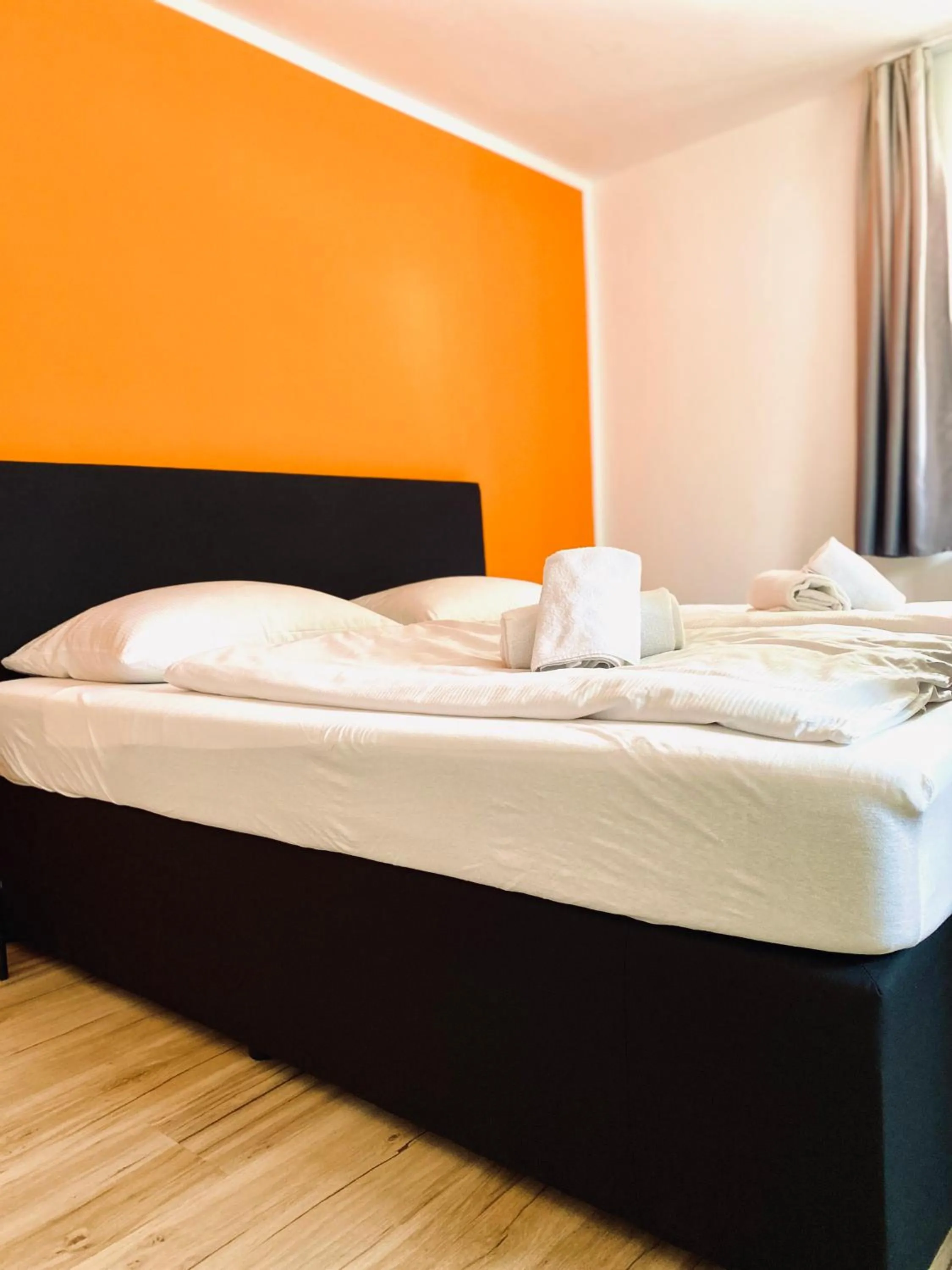 Bed in Hotel Auerhahn