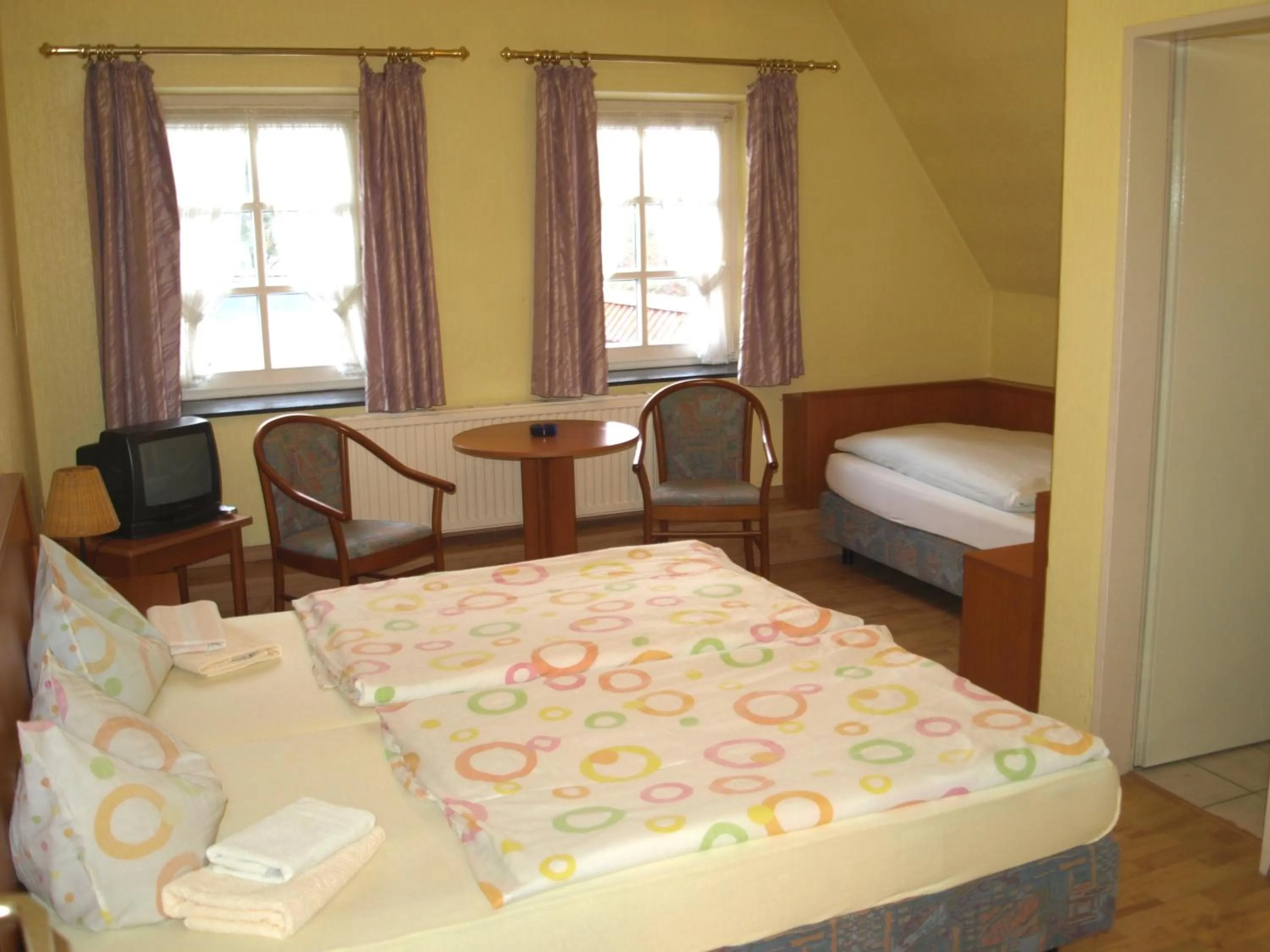 Bed in Hotel Auerhahn