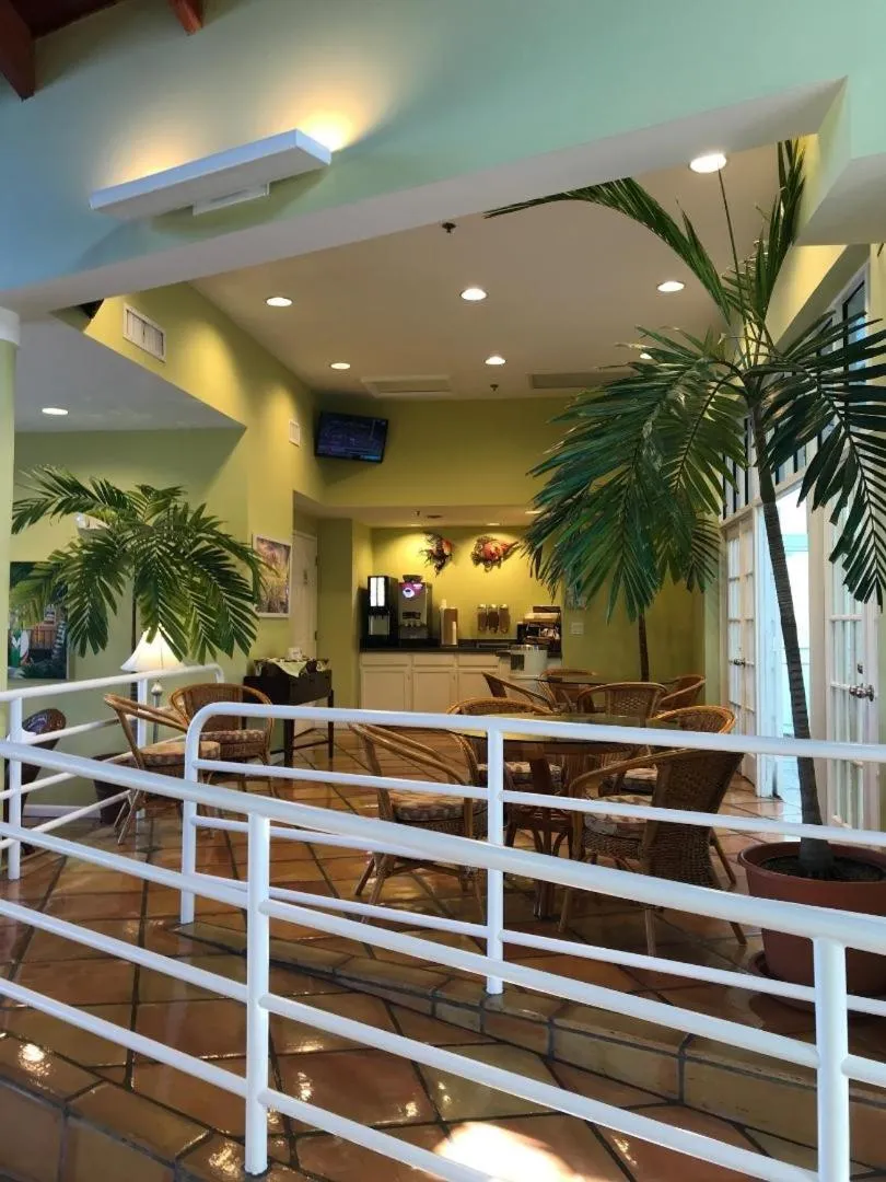 Breakfast in Jupiter Waterfront Inn