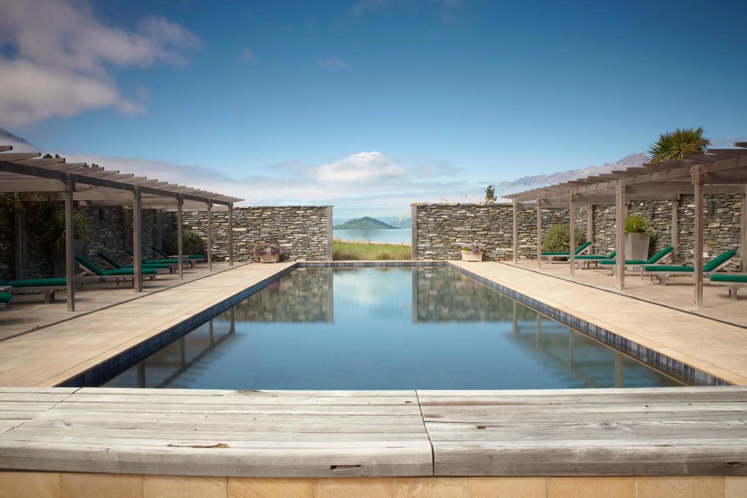 Swimming pool in Blanket Bay