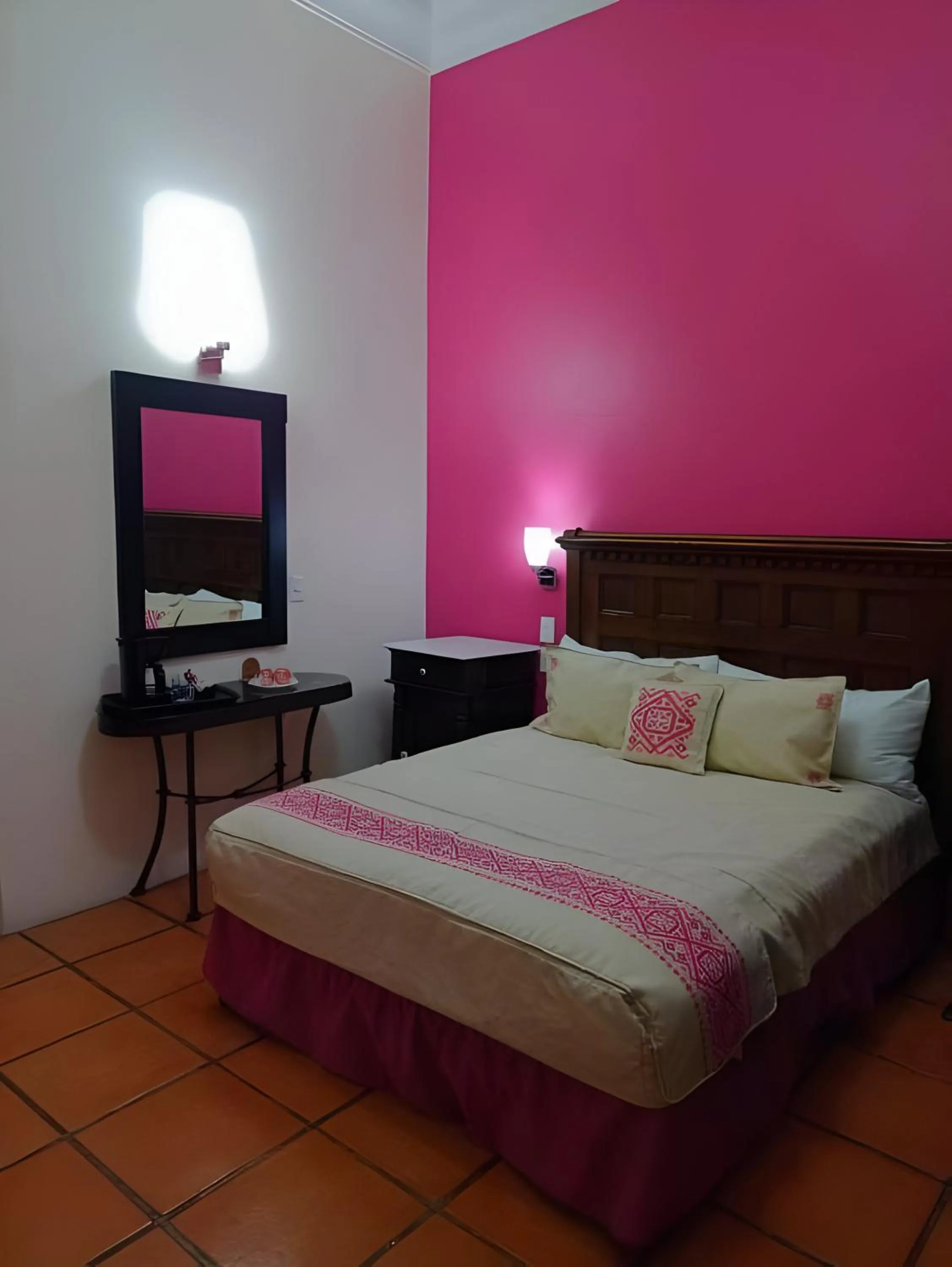 Bed in La Casa de los Patios Hotel & Spa