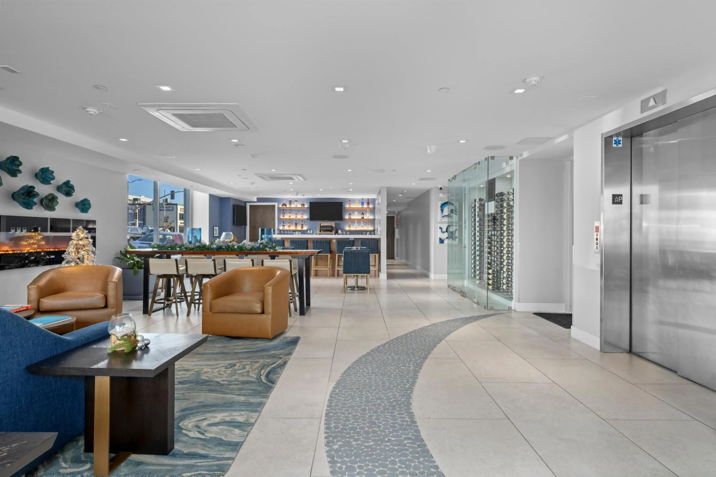 H2O Hermosa Beach Hotel