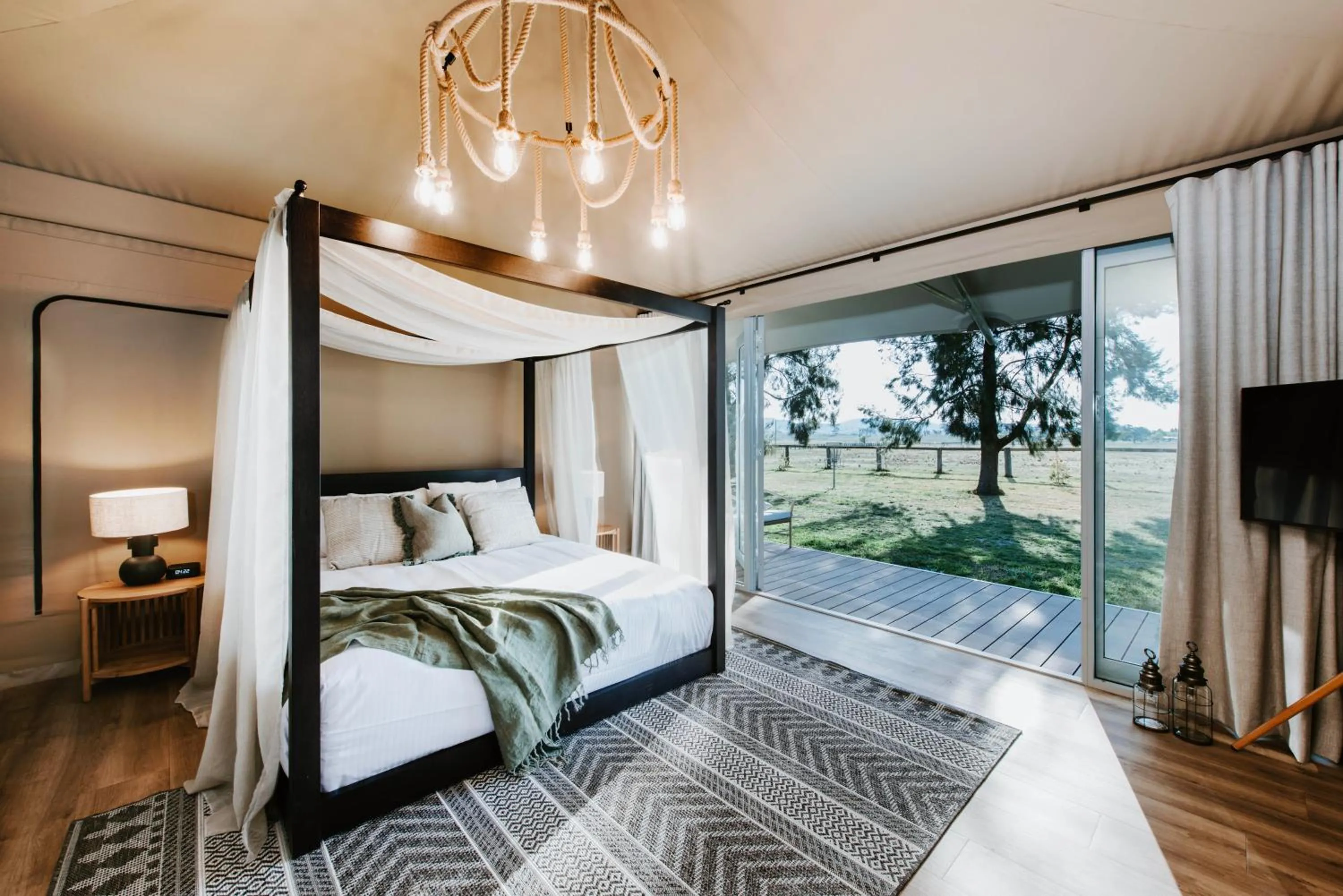 Bedroom, Bed in Parklands Resort Mudgee