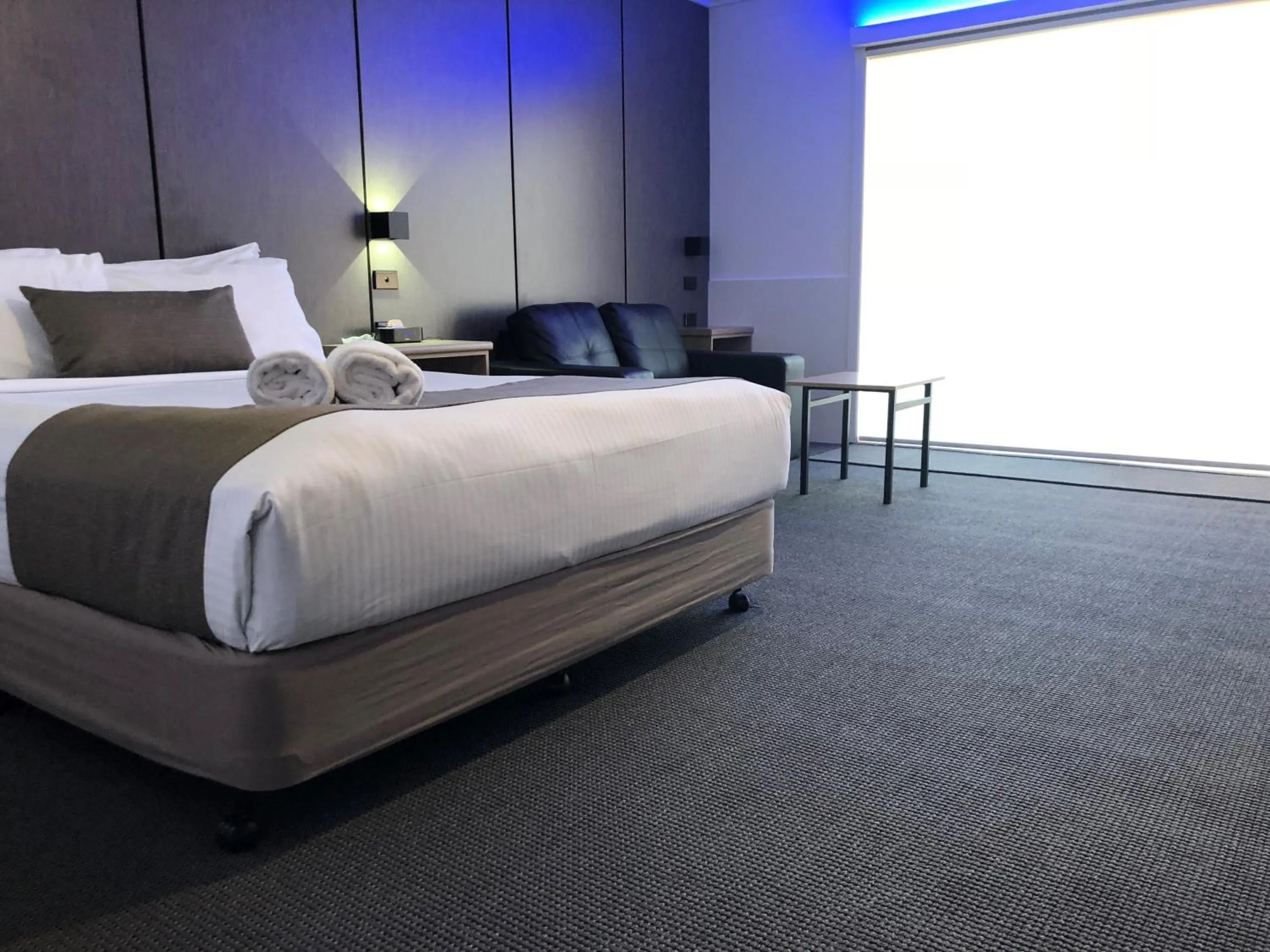 Bed in Huskisson Beach Motel