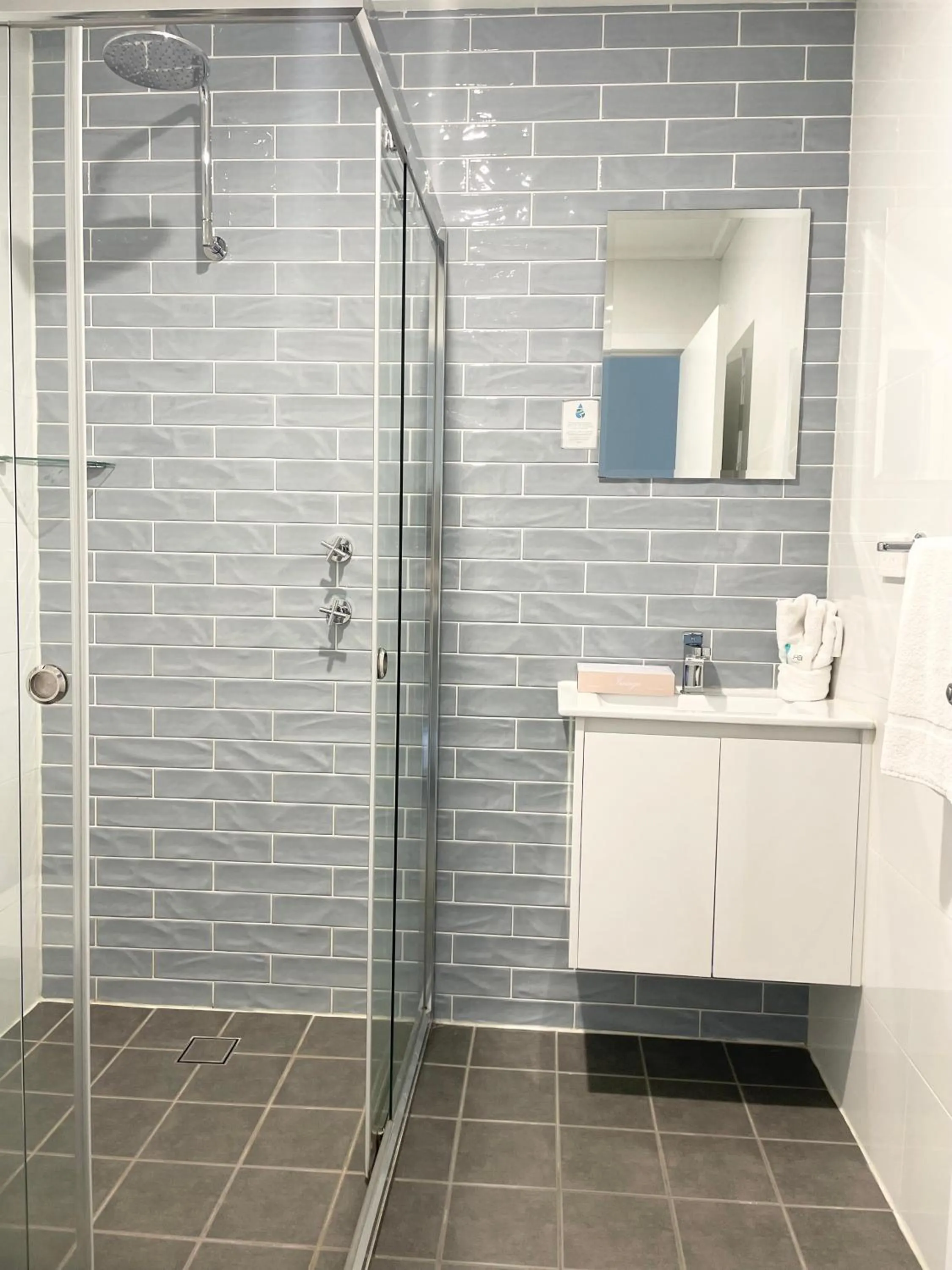 Shower in Huskisson Beach Motel