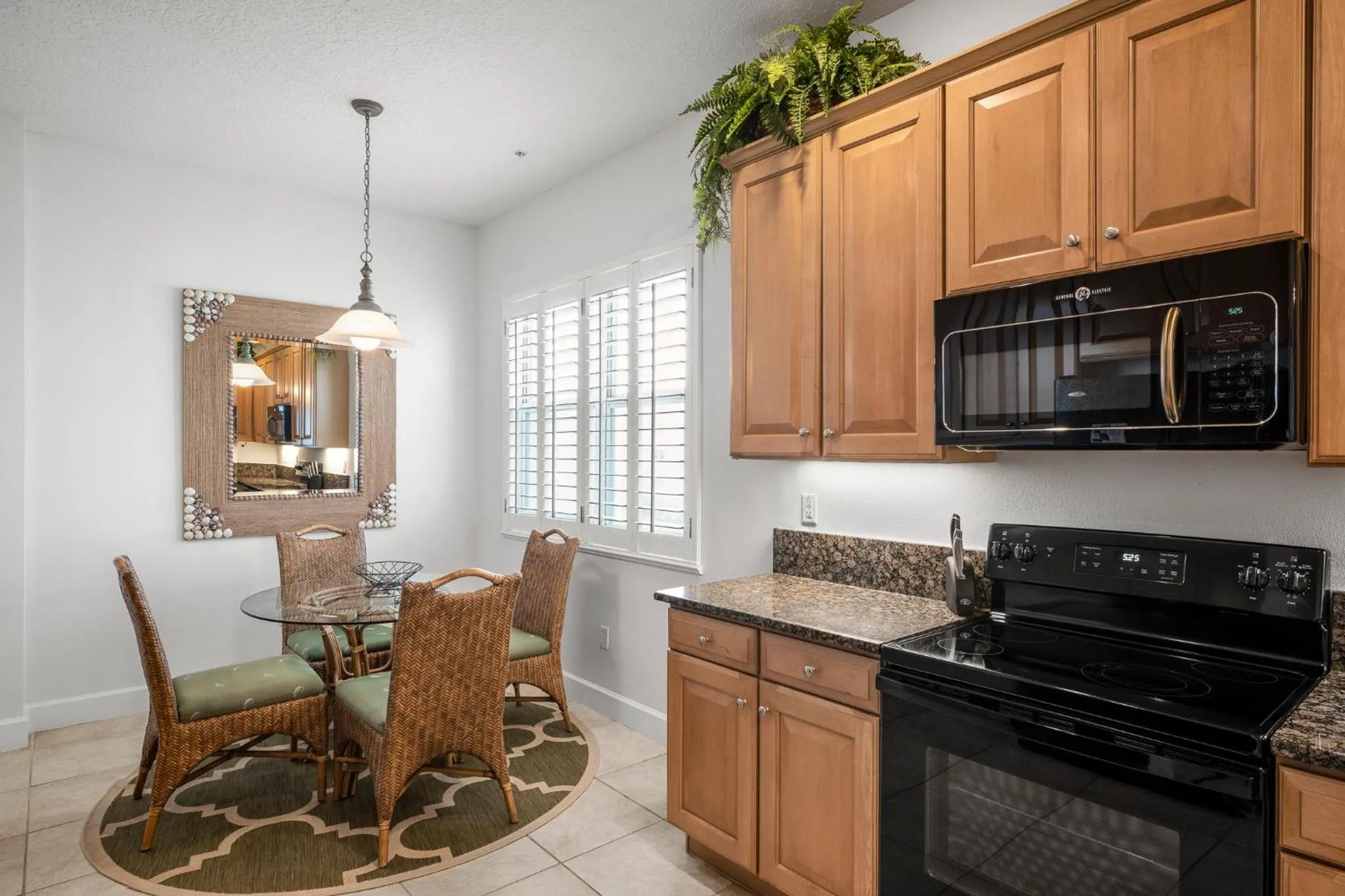 Kitchen or kitchenette in 851 Cinnamon Beach