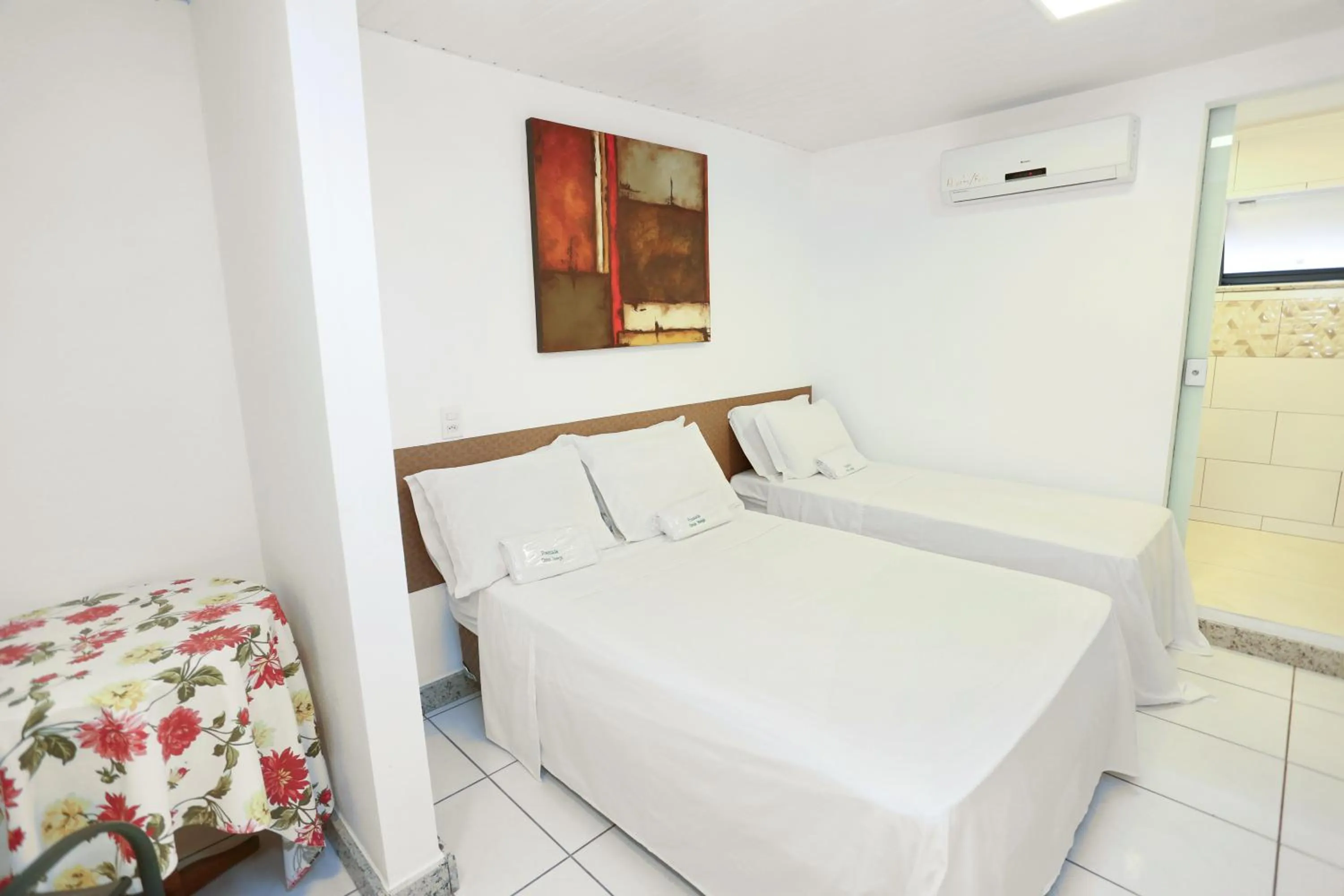 Photo of the whole room, Bed in Pousada Oma Helga