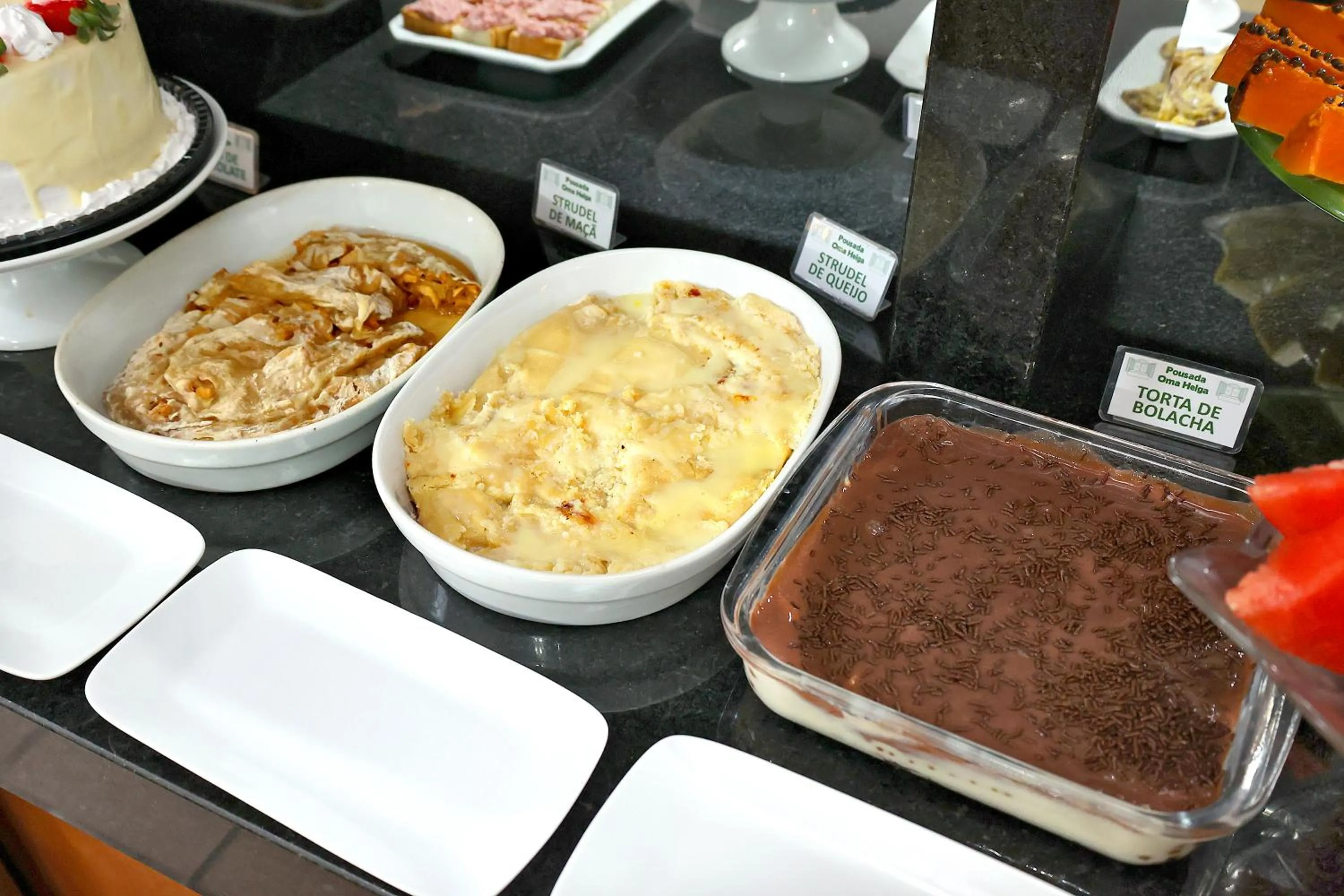 Breakfast in Pousada Oma Helga