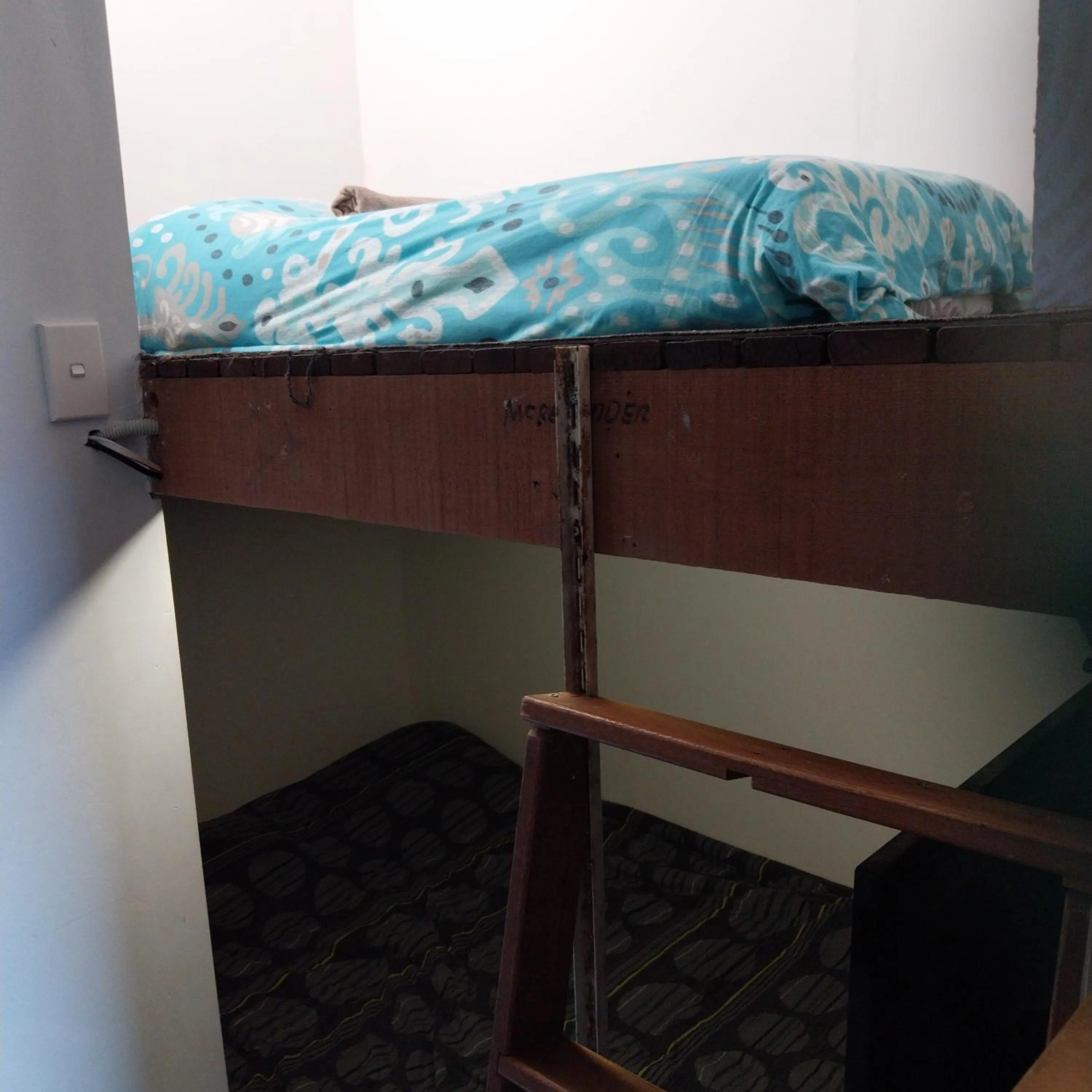 bunk bed, Bed in Chalet Jindabyne