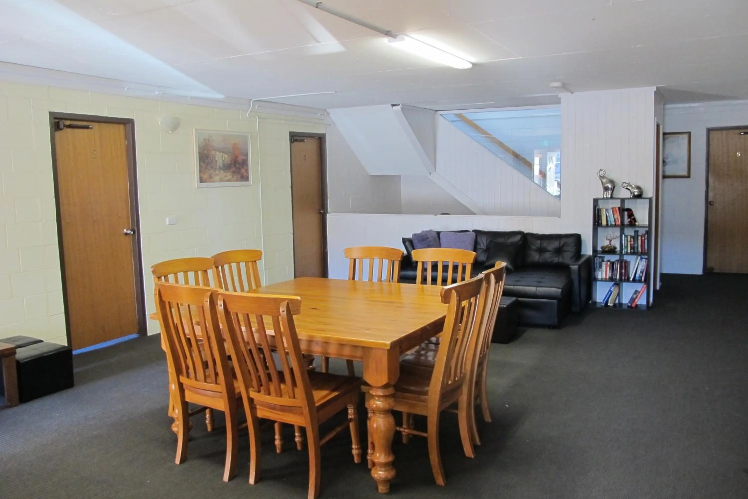 Communal lounge/ TV room in Chalet Jindabyne