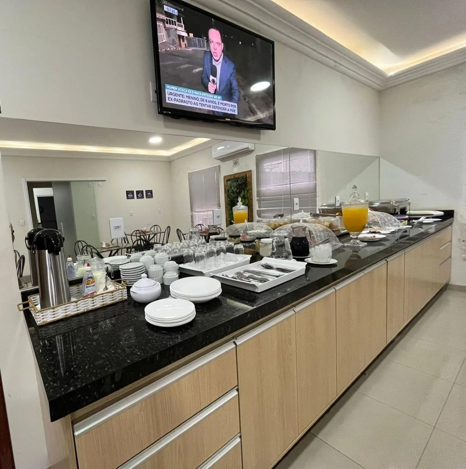 Breakfast in Hotel La Bello