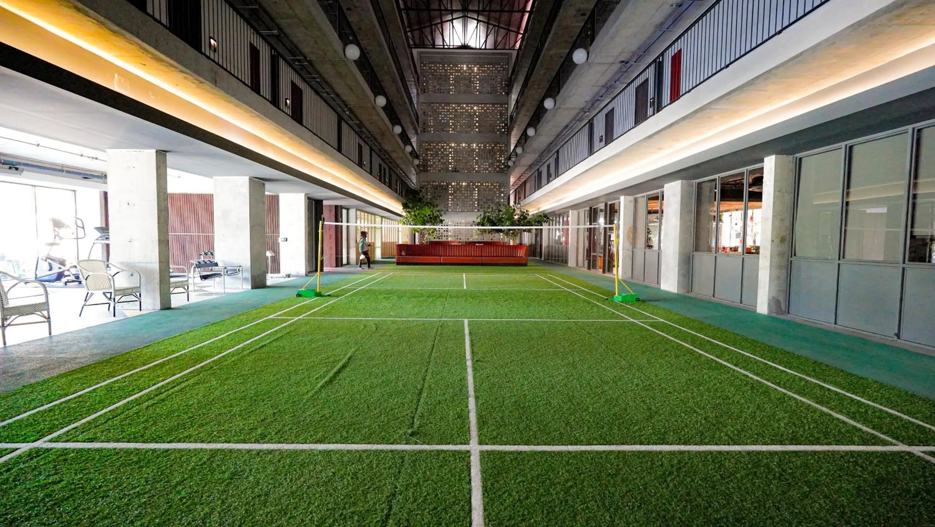 Tennis court in Marina House MUAYTHAI Ta-iad Phuket