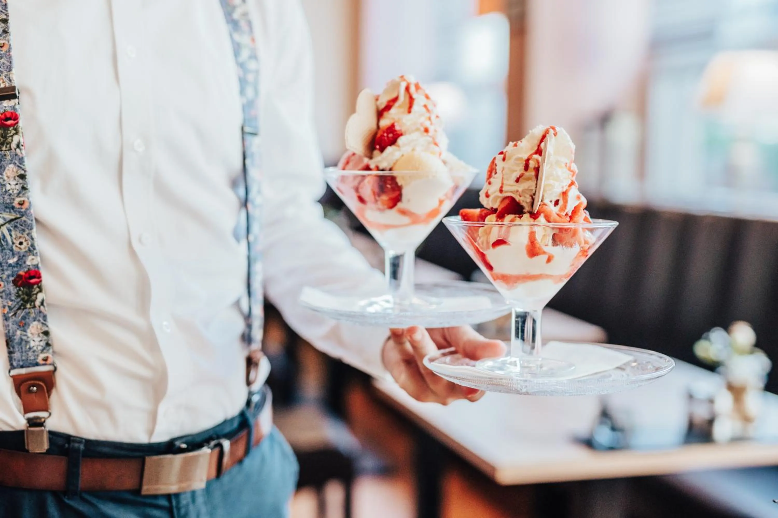 Restaurant/places to eat in Hotel Am Schlossberg