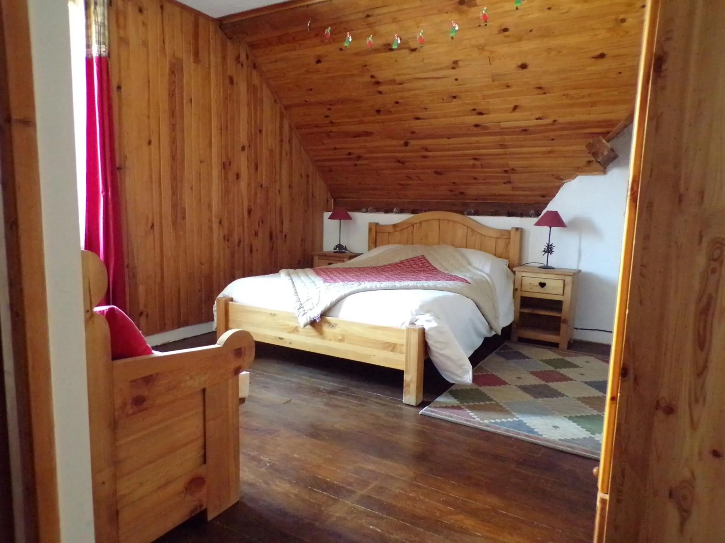 Family Room with Shower - single occupancy in LES PRIMEVERES Family Room with Shower - single occupancy in LES PRIMEVERES