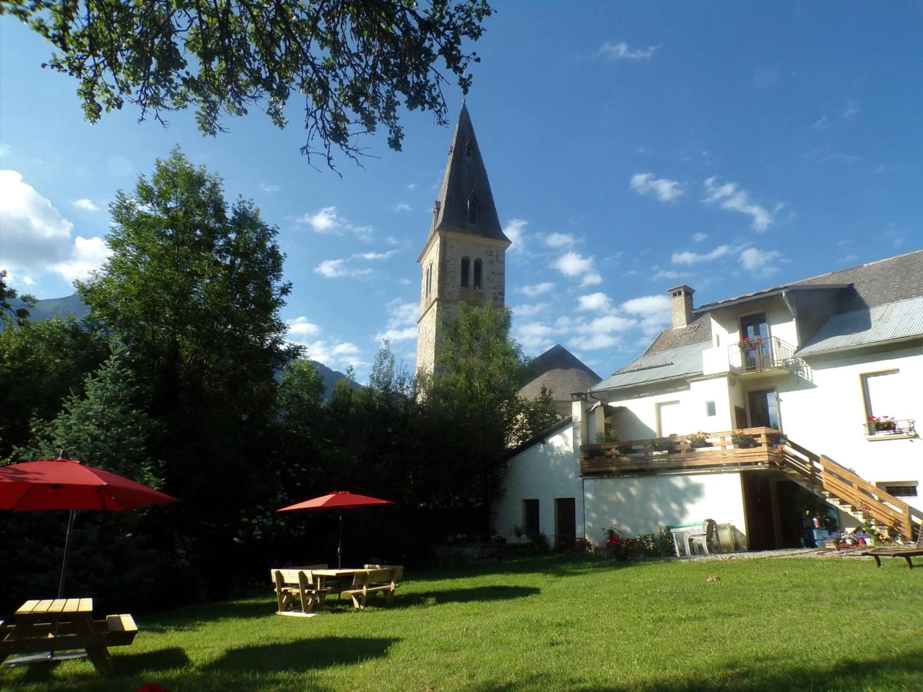 Garden in LES PRIMEVERES