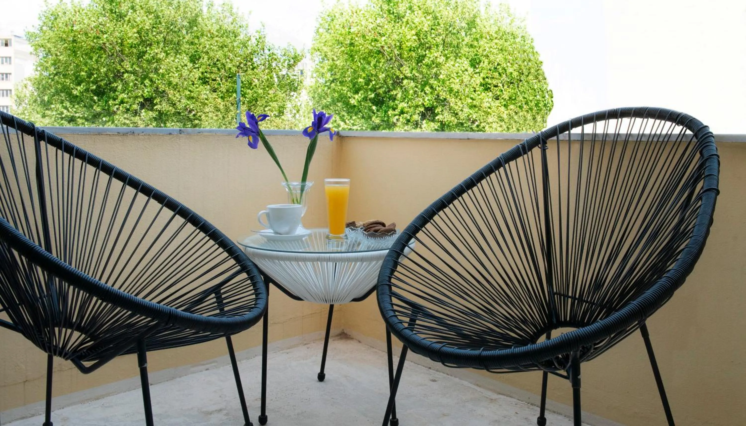 Patio in Beautiful City Suites