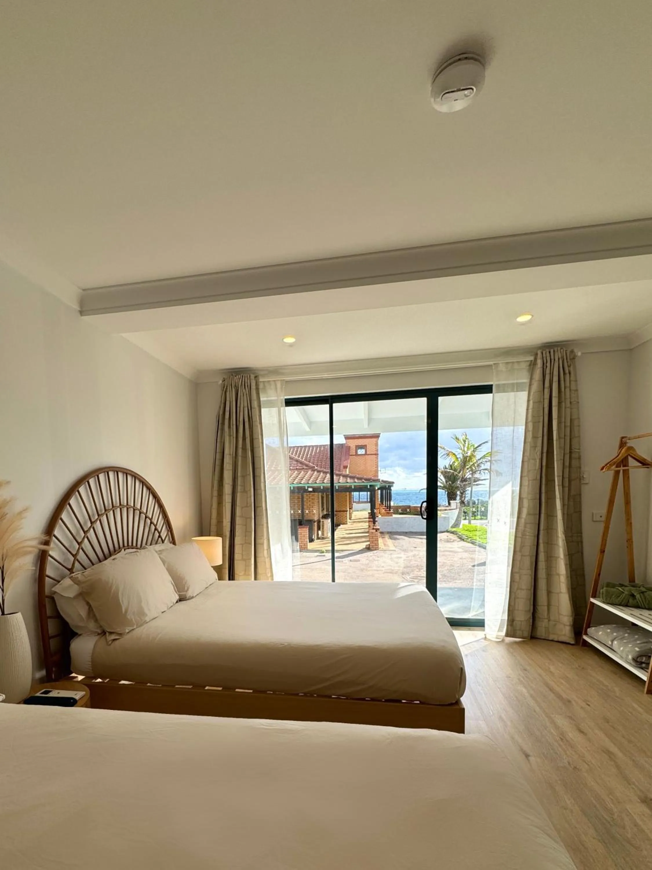 Bedroom, Bed in The African Reef