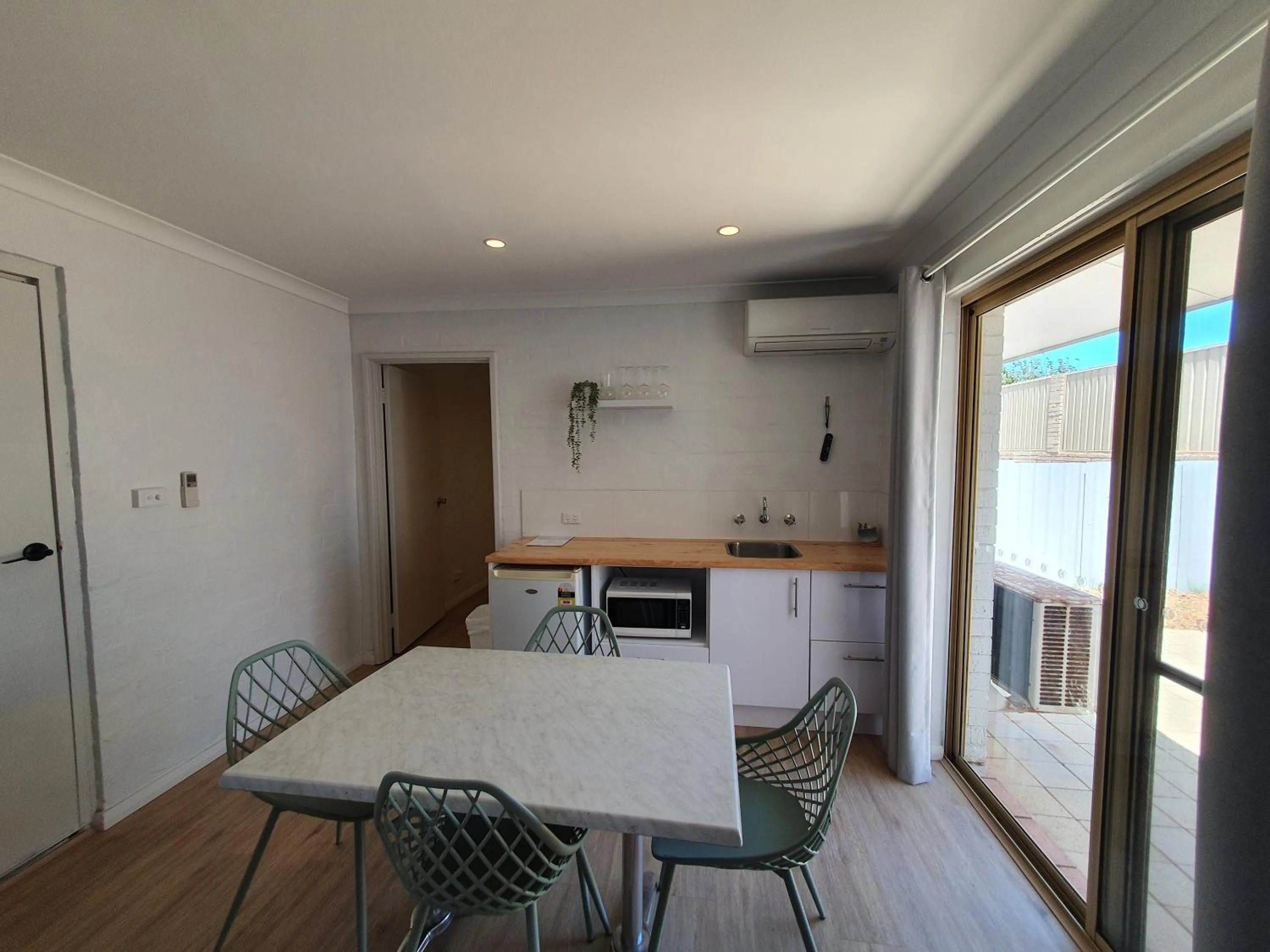 Kitchen or kitchenette in The African Reef